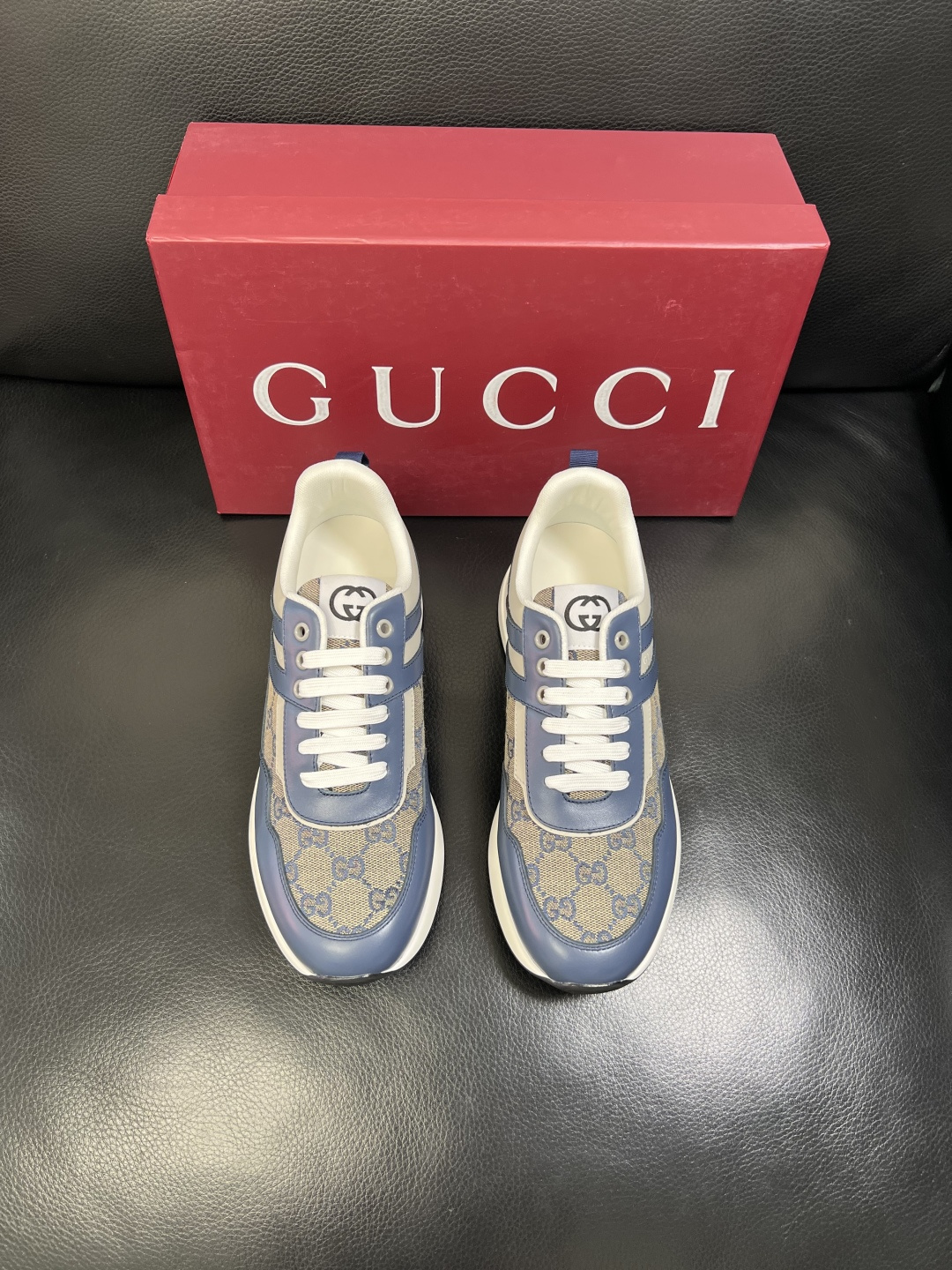 Gucci 高品质 顶级工艺品 古奇专柜新款，原厂配置意大利进口牛皮面料，进口牛皮内里垫，透气舒适，鞋底