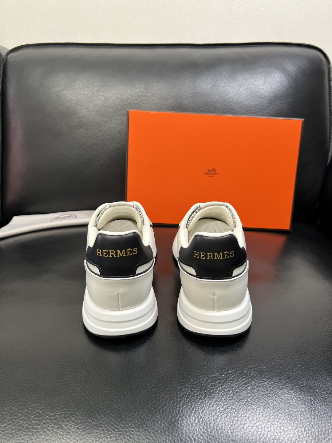 Hermes 高品质 顶级工艺品 爱马仕 专柜同步发售原厂配置，意大利进口原版牛皮面料，高品质拼接工艺，