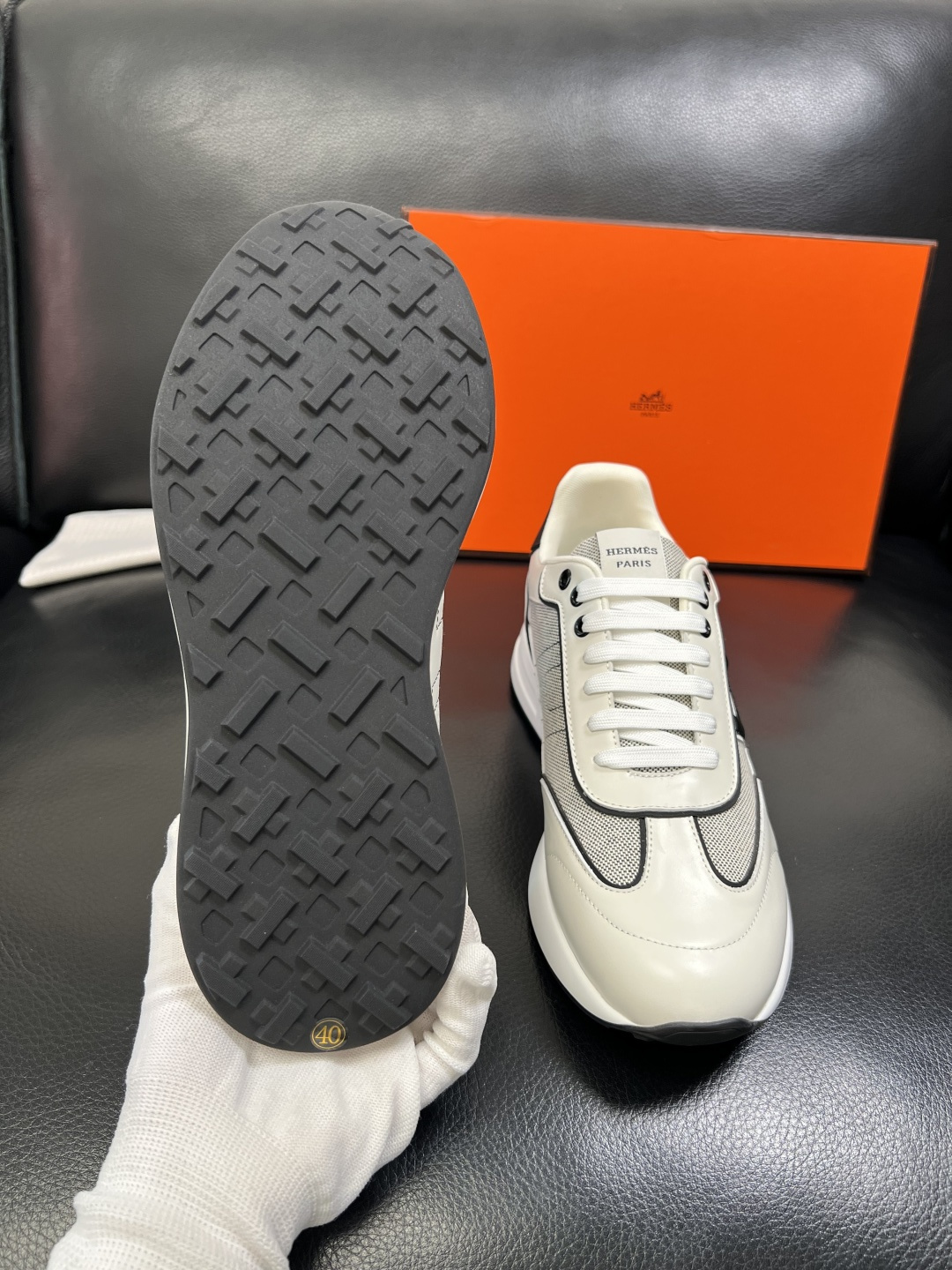 Hermes 高品质 顶级工艺品 爱马仕 专柜同步发售原厂配置，意大利进口原版牛皮面料，高品质拼接工艺，