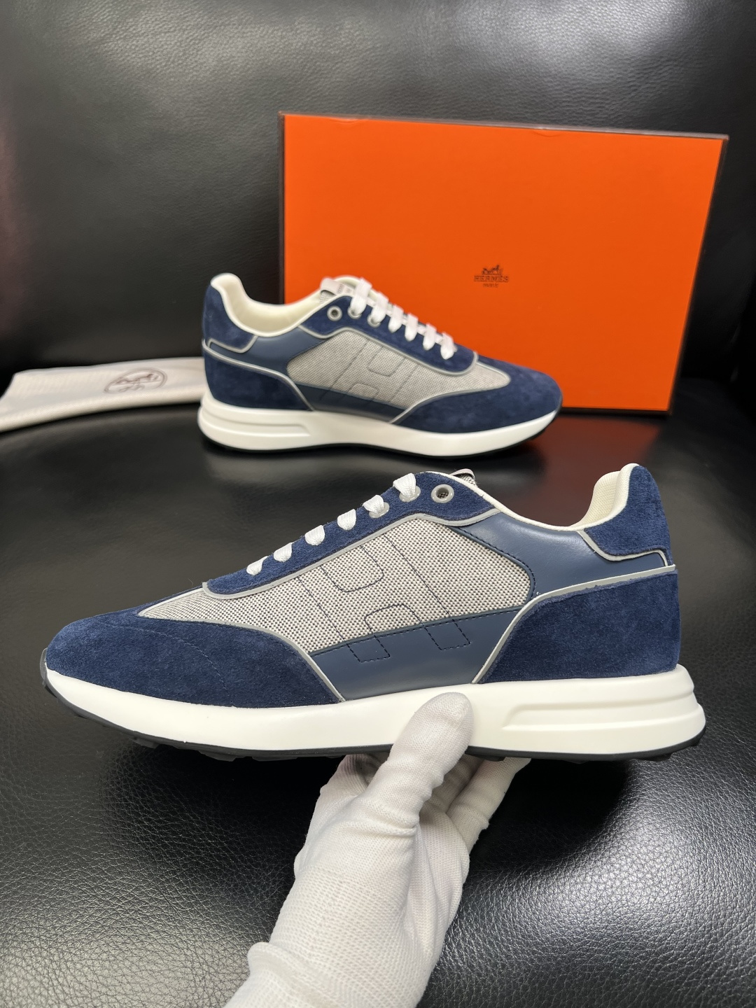 Hermes 高品质 顶级工艺品 爱马仕 专柜同步发售原厂配置，意大利进口原版牛皮面料，高品质拼接工艺，