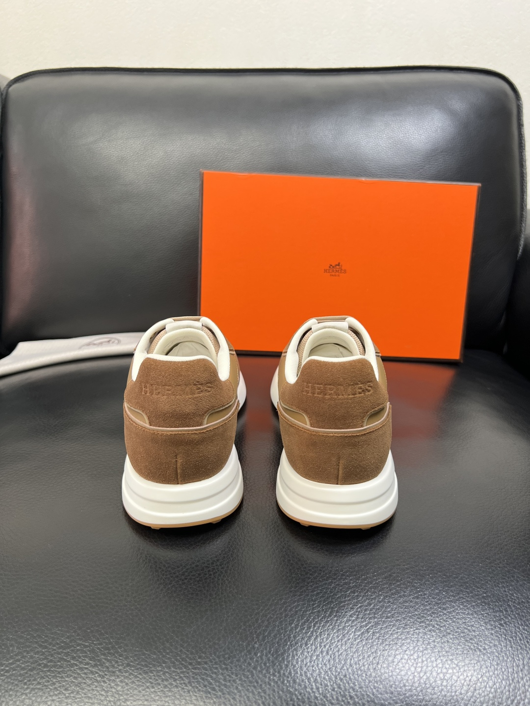 Hermes 高品质 顶级工艺品 爱马仕 专柜同步发售原厂配置，意大利进口原版牛皮面料，高品质拼接工艺，