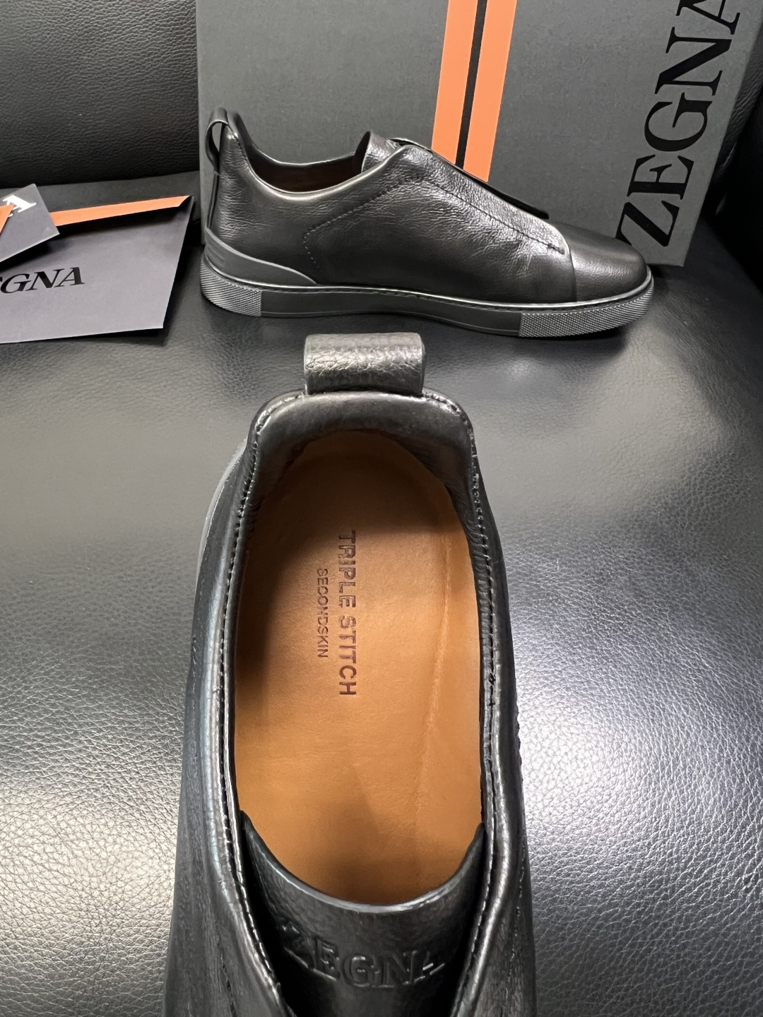 Zegna 高品质 顶级工艺品 杰尼亚 专柜新款原厂配置，意大利进口牛皮面料，进口牛里垫，透气舒适，鞋底