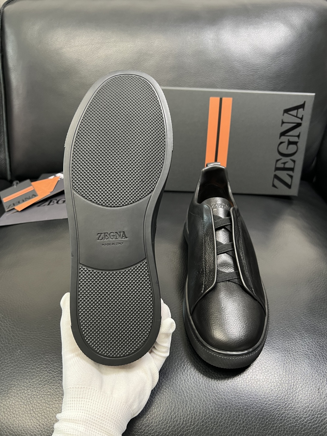 Zegna 高品质 顶级工艺品 杰尼亚 专柜新款原厂配置，意大利进口牛皮面料，进口牛里垫，透气舒适，鞋底