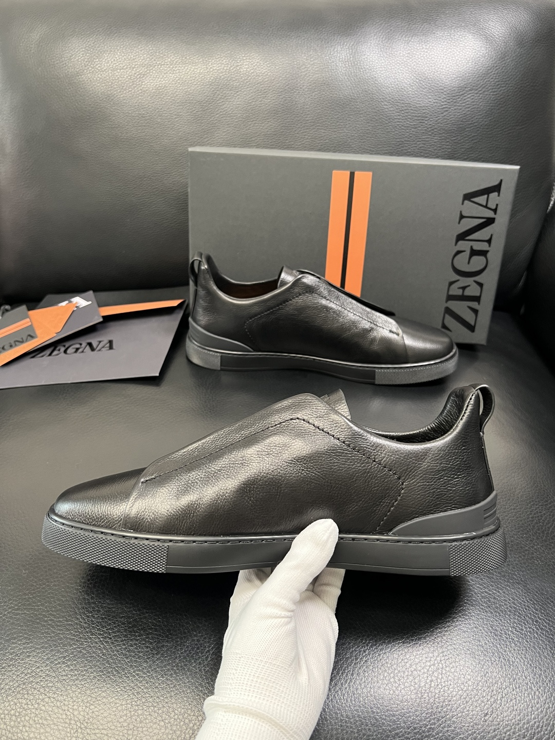 Zegna 高品质 顶级工艺品 杰尼亚 专柜新款原厂配置，意大利进口牛皮面料，进口牛里垫，透气舒适，鞋底