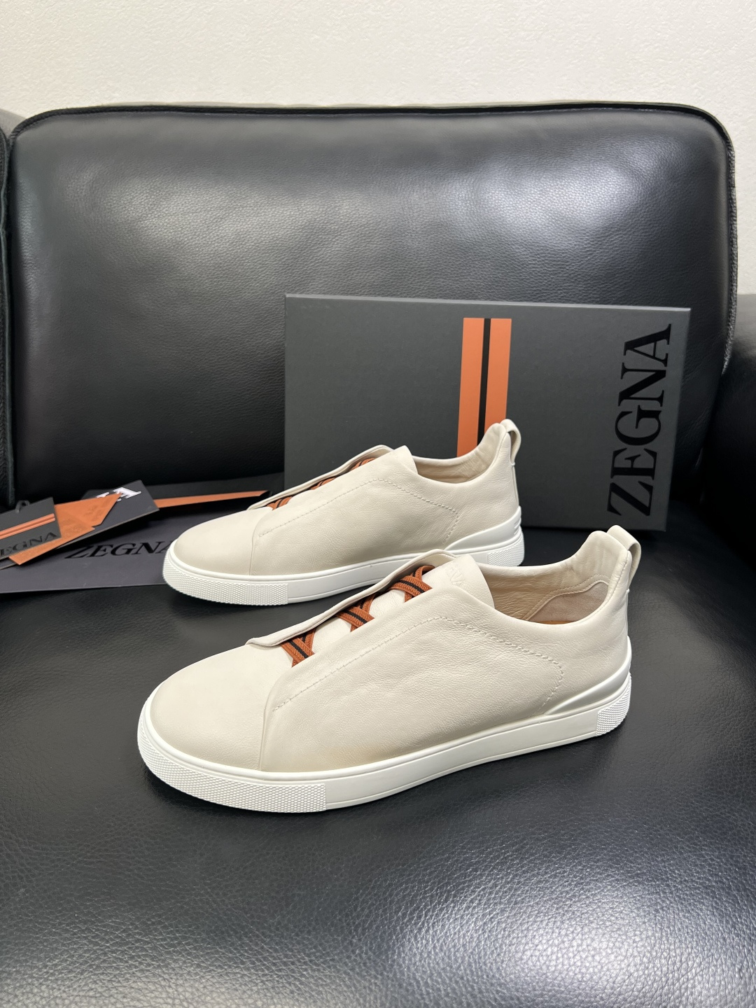 Zegna 高品质 顶级工艺品 杰尼亚 专柜新款原厂配置，意大利进口牛皮面料，进口牛里垫，透气舒适，鞋底