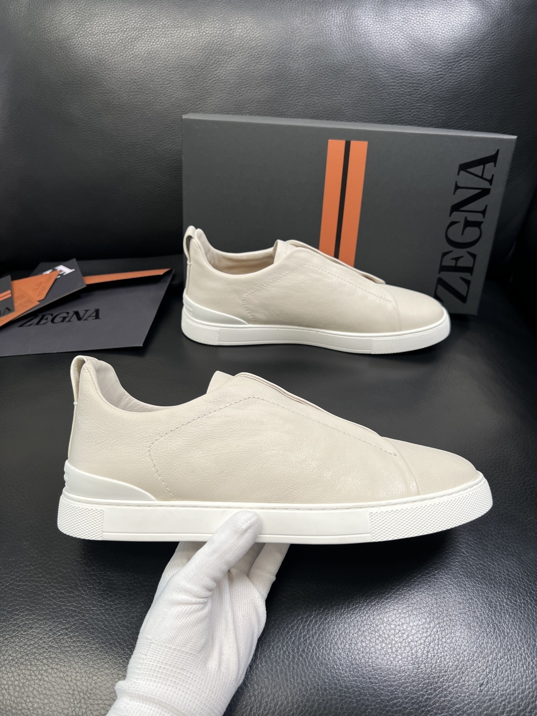 Zegna 高品质 顶级工艺品 杰尼亚 专柜新款原厂配置，意大利进口牛皮面料，进口牛里垫，透气舒适，鞋底