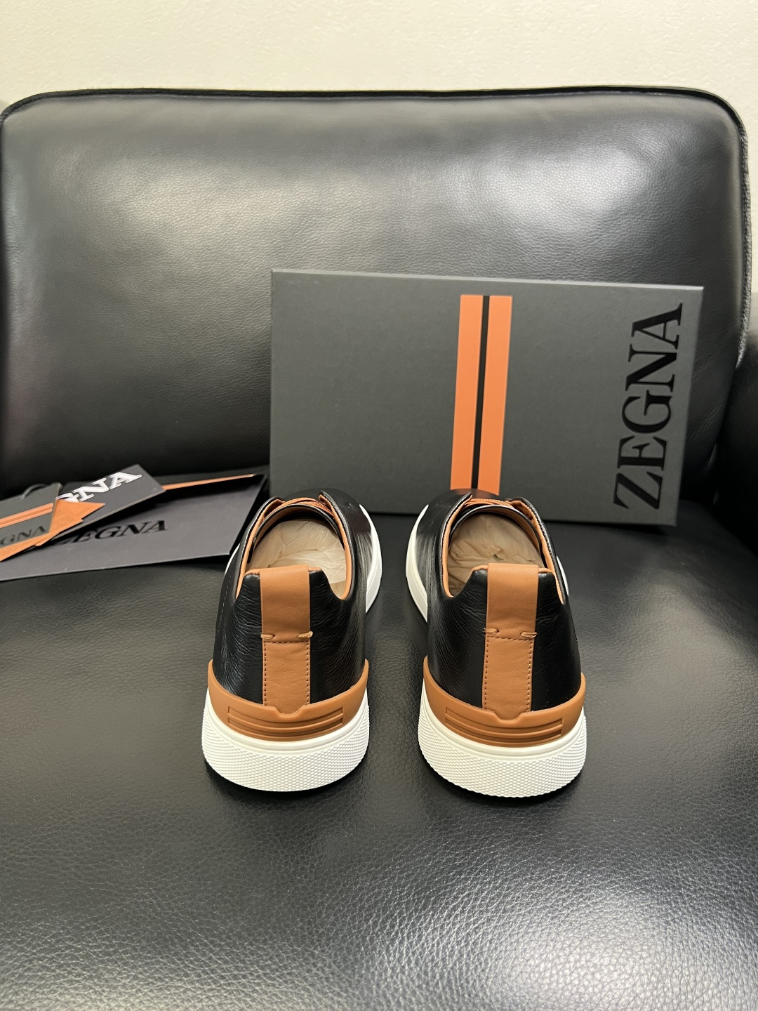 Zegna 高品质 顶级工艺品 杰尼亚 专柜新款原厂配置，意大利进口牛皮面料，进口牛里垫，透气舒适，鞋底