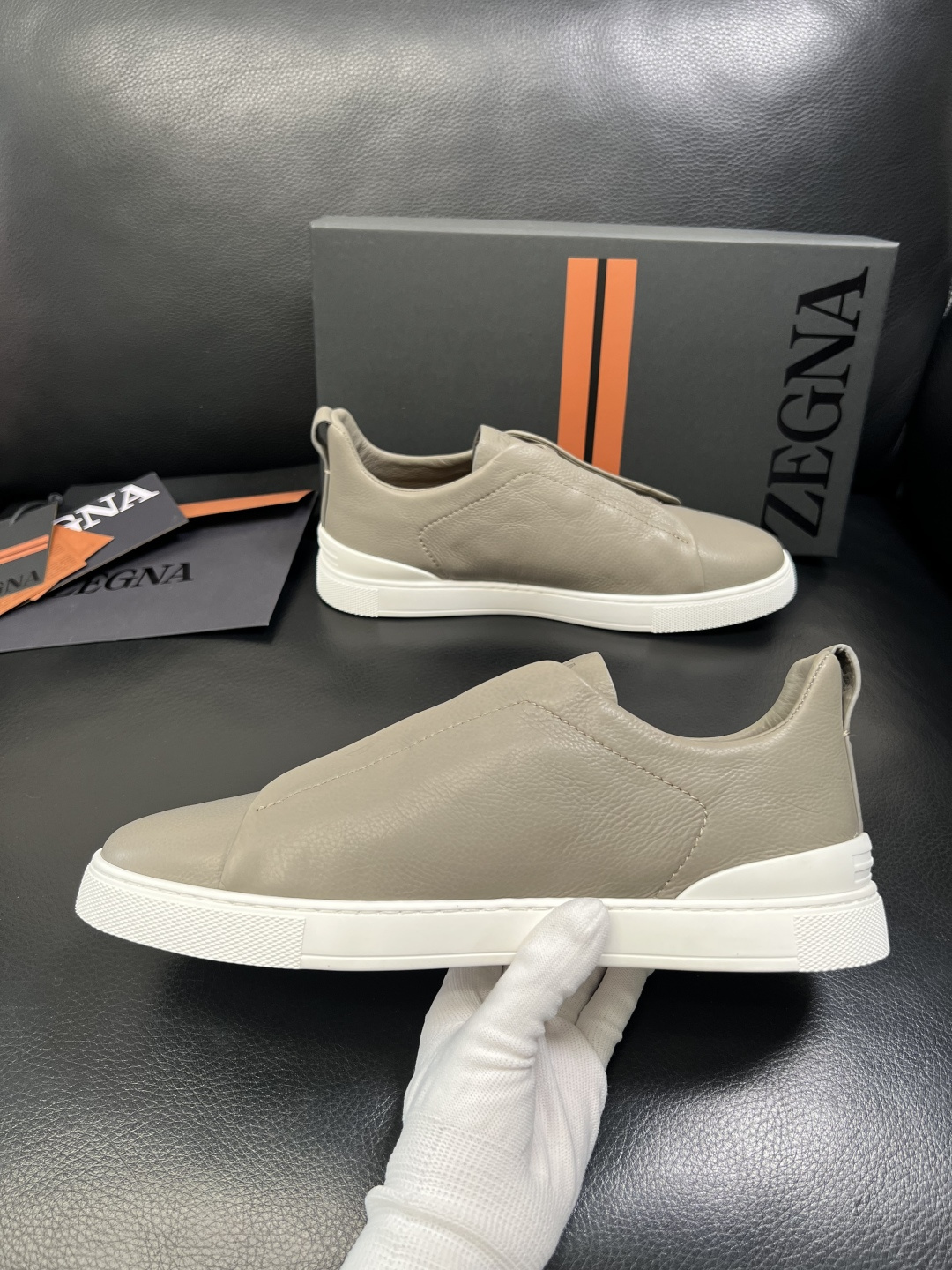 Zegna 高品质 顶级工艺品 杰尼亚 专柜新款原厂配置，意大利进口牛皮面料，进口牛里垫，透气舒适，鞋底