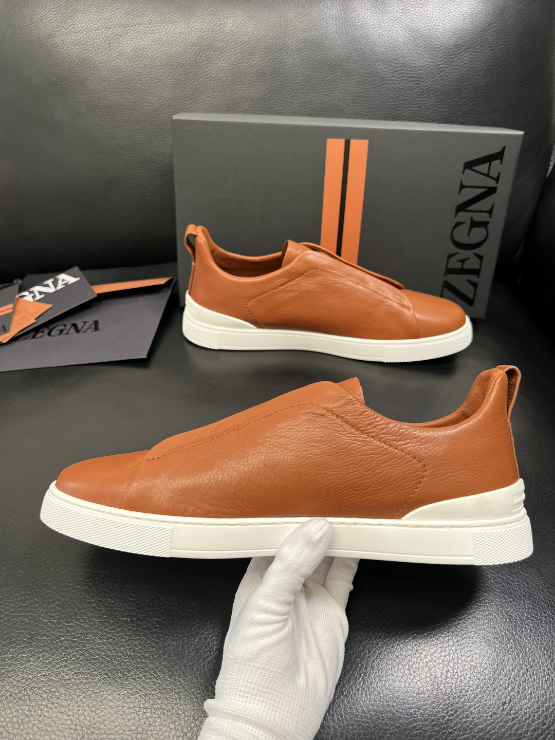 Zegna 高品质 顶级工艺品 杰尼亚 专柜新款原厂配置，意大利进口牛皮面料，进口牛里垫，透气舒适，鞋底