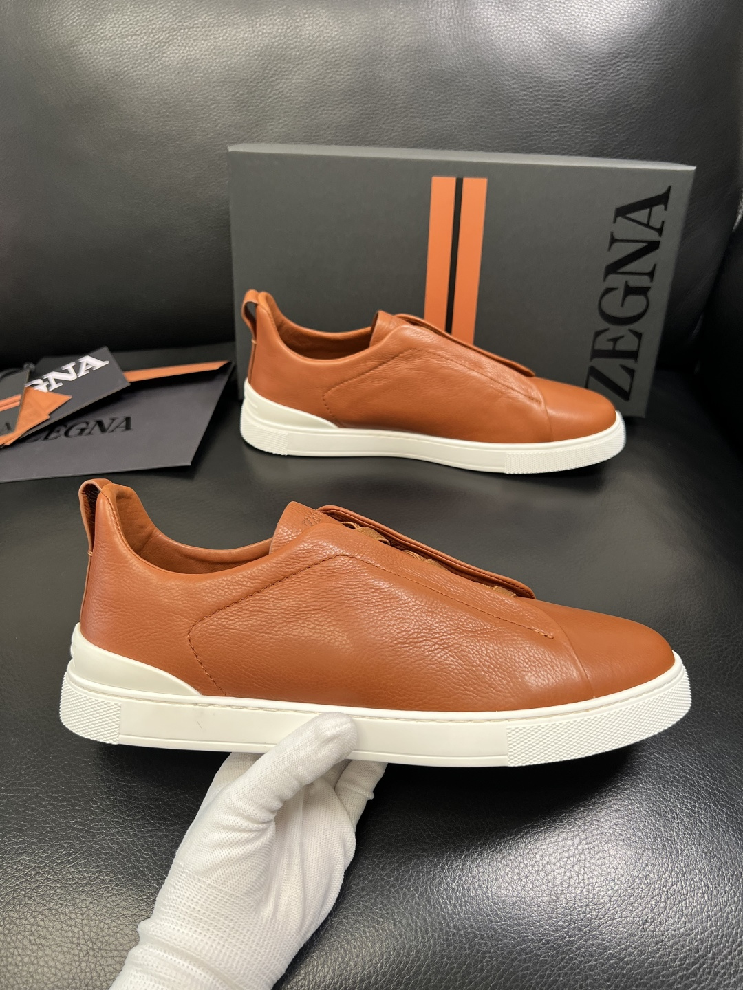 Zegna 高品质 顶级工艺品 杰尼亚 专柜新款原厂配置，意大利进口牛皮面料，进口牛里垫，透气舒适，鞋底