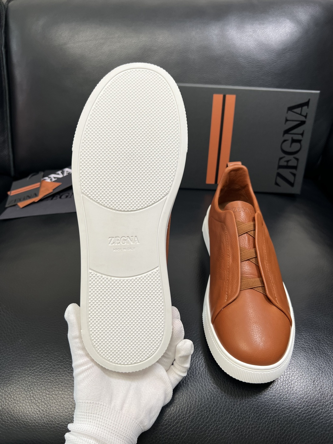 Zegna 高品质 顶级工艺品 杰尼亚 专柜新款原厂配置，意大利进口牛皮面料，进口牛里垫，透气舒适，鞋底