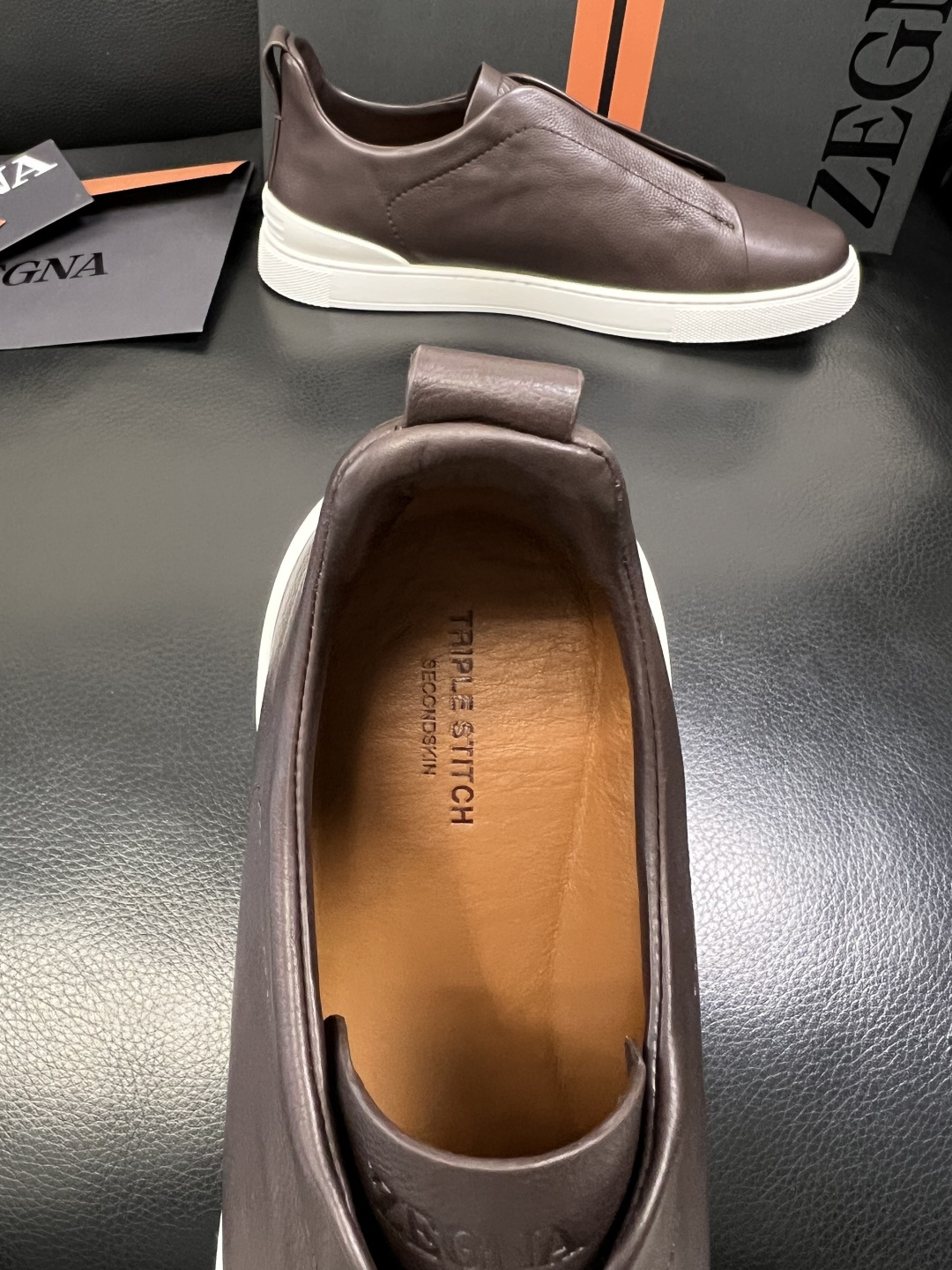 Zegna 高品质 顶级工艺品 杰尼亚 专柜新款原厂配置，意大利进口牛皮面料，进口牛里垫，透气舒适，鞋底