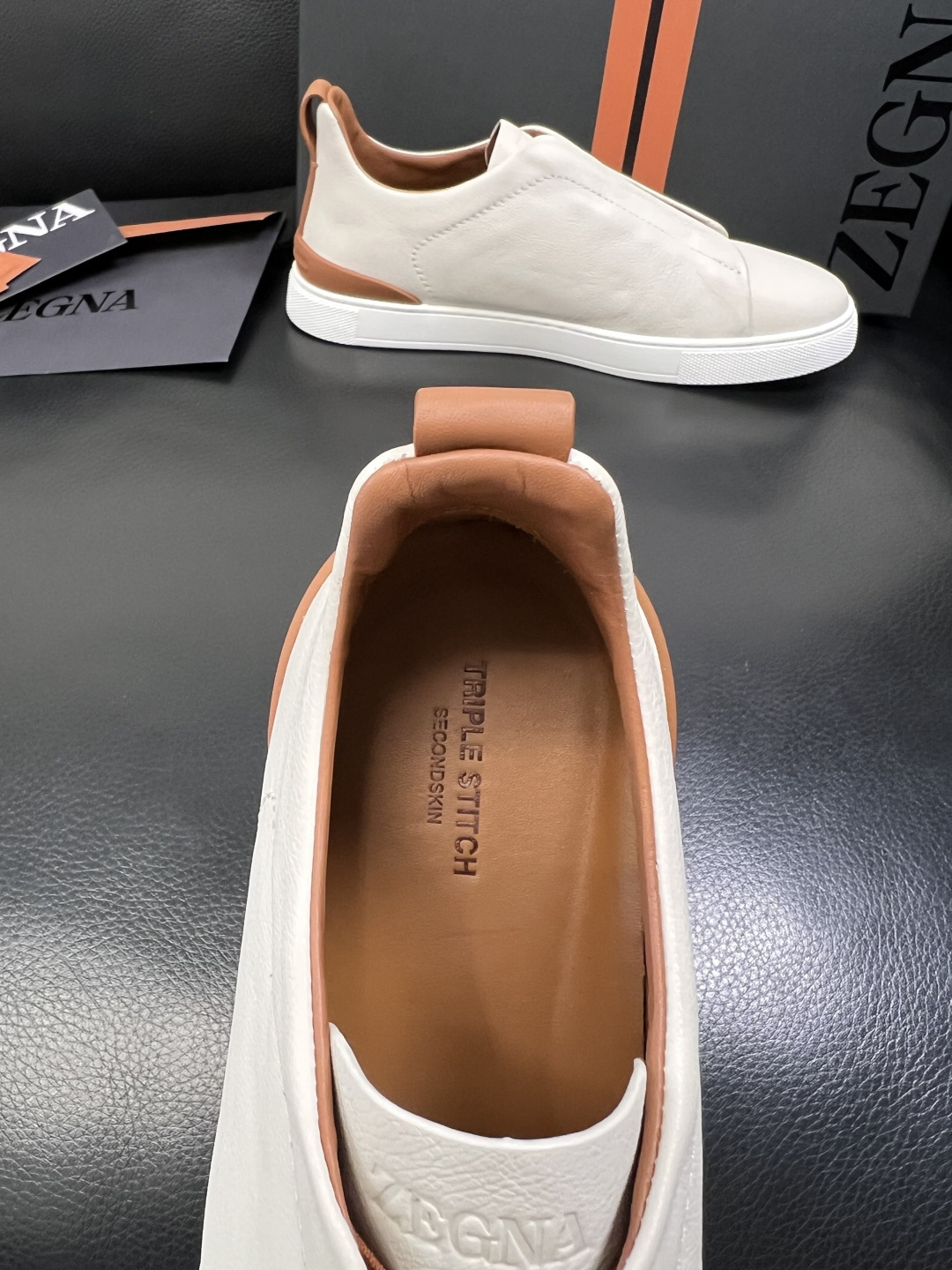 Zegna 高品质 顶级工艺品 杰尼亚 专柜新款原厂配置，意大利进口牛皮面料，进口牛里垫，透气舒适，鞋底