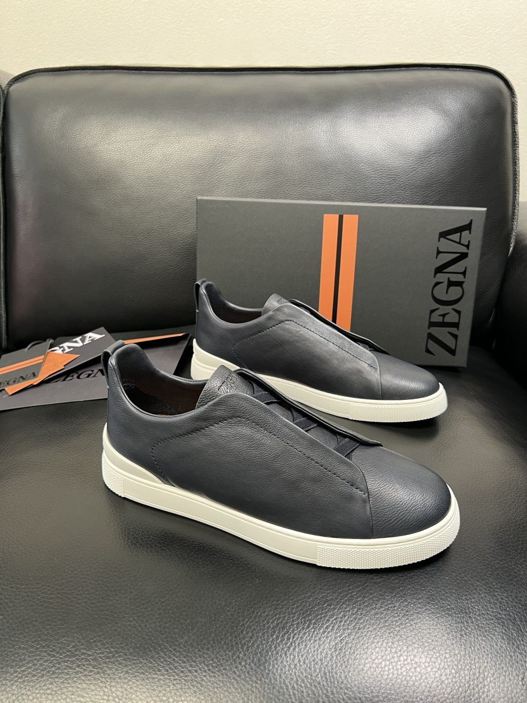 Zegna 高品质 顶级工艺品 杰尼亚 专柜新款原厂配置，意大利进口牛皮面料，进口牛里垫，透气舒适，鞋底