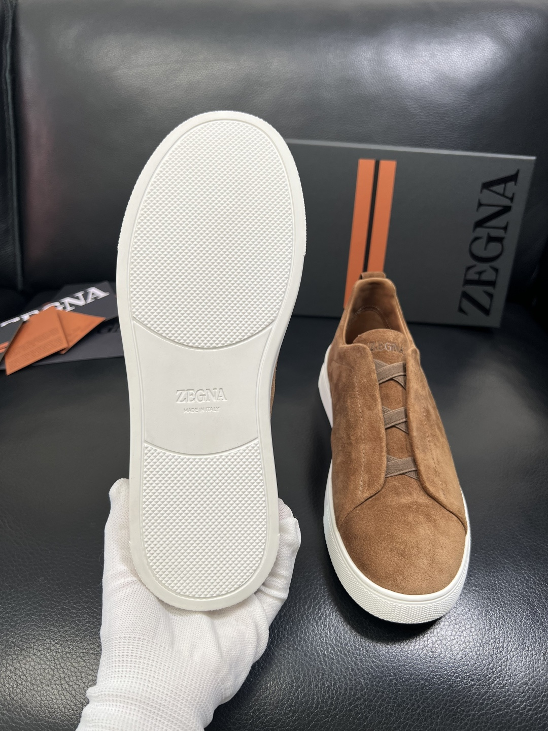 Zegna 高品质 顶级工艺品 杰尼亚 专柜新款原厂配置，意大利进口牛皮面料，进口牛里垫，透气舒适，鞋底