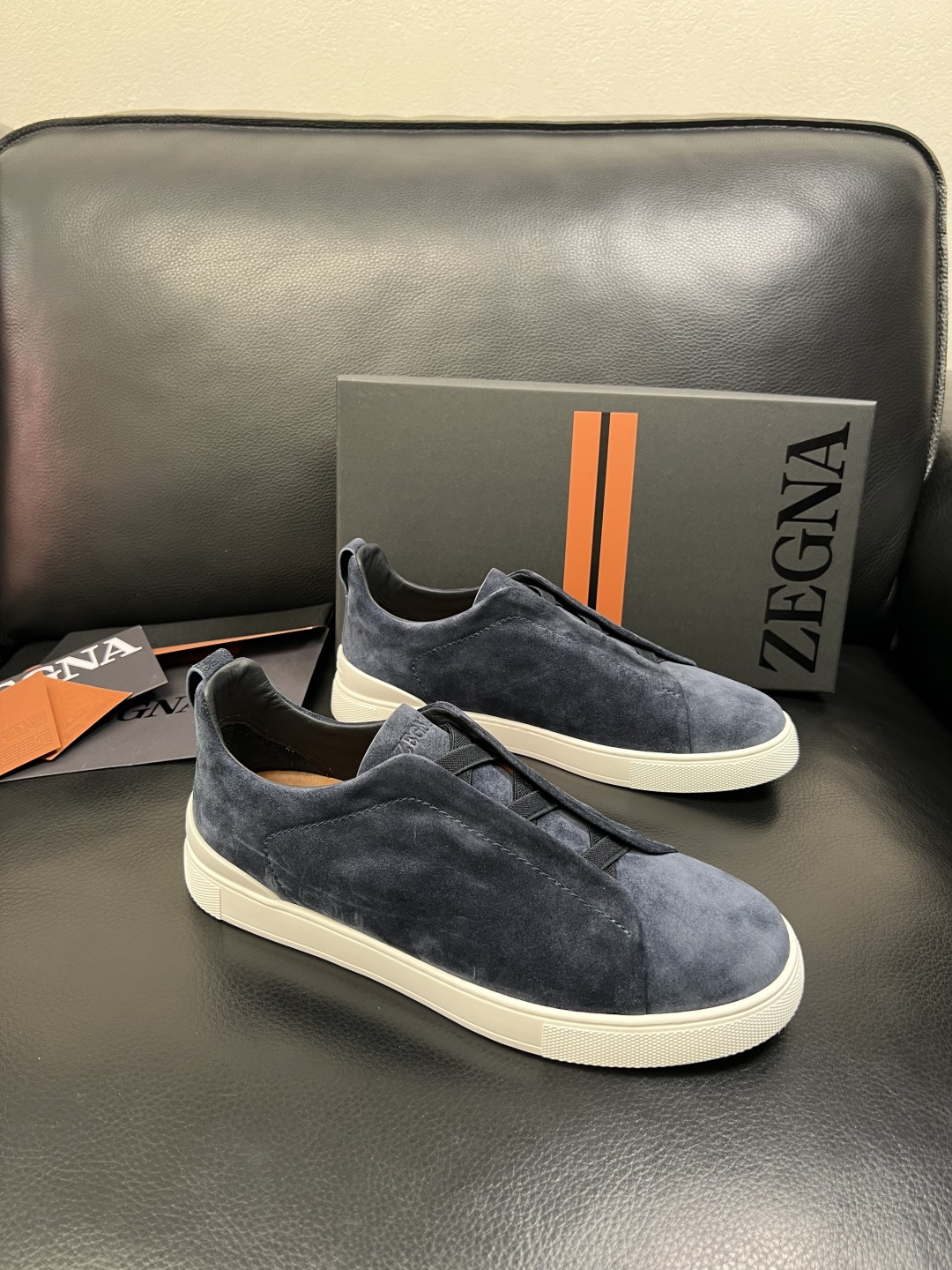 Zegna 高品质 顶级工艺品 杰尼亚 专柜新款原厂配置，意大利进口牛皮面料，进口牛里垫，透气舒适，鞋底