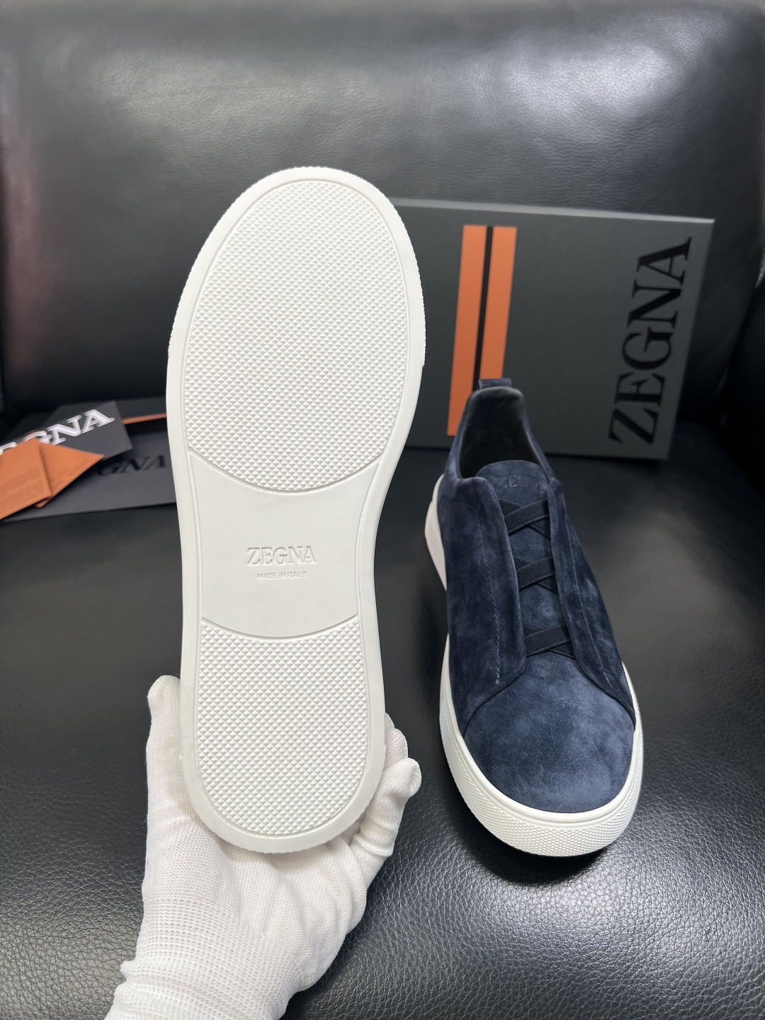 Zegna 高品质 顶级工艺品 杰尼亚 专柜新款原厂配置，意大利进口牛皮面料，进口牛里垫，透气舒适，鞋底