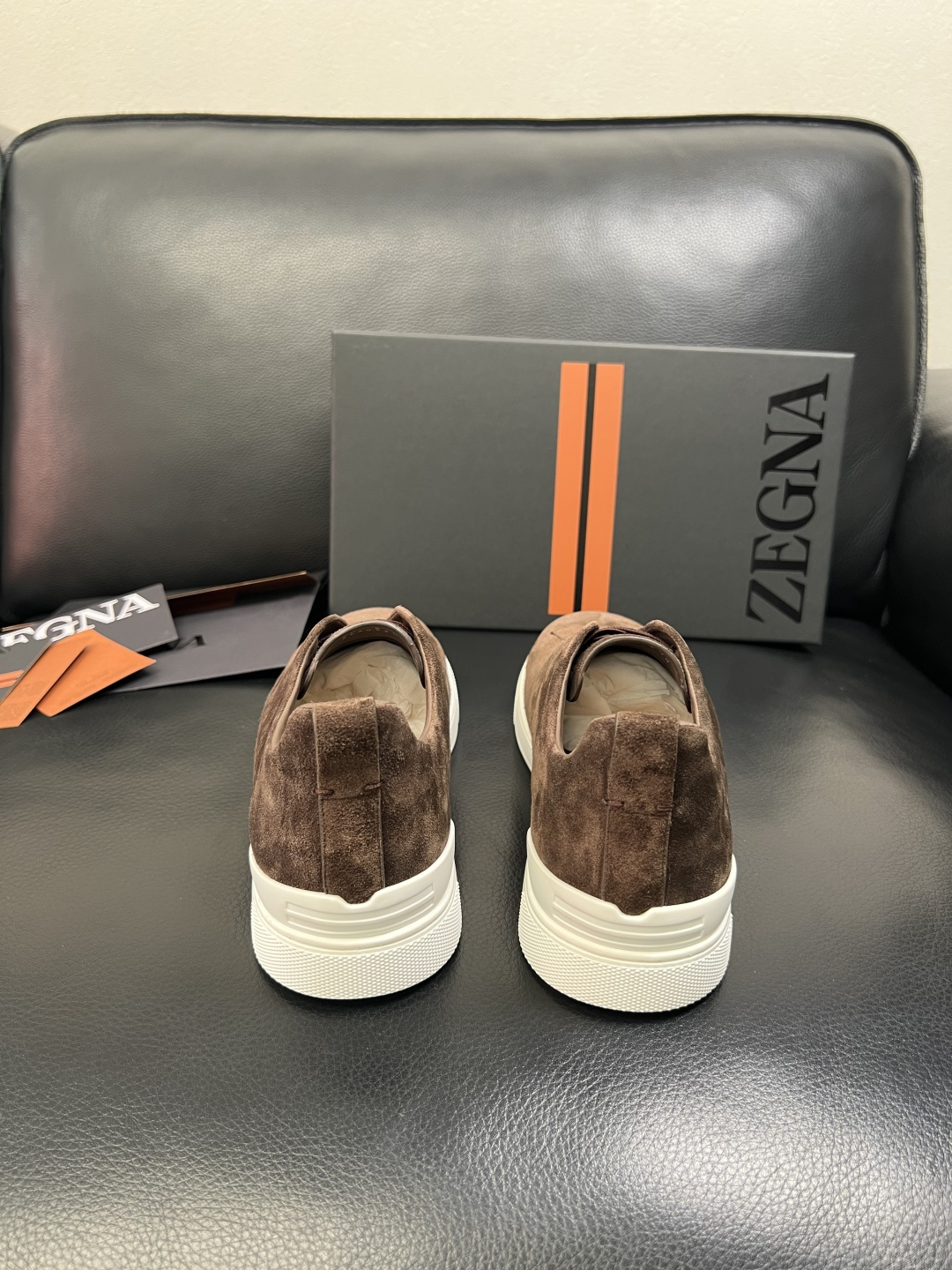 Zegna 高品质 顶级工艺品 杰尼亚 专柜新款原厂配置，意大利进口牛皮面料，进口牛里垫，透气舒适，鞋底