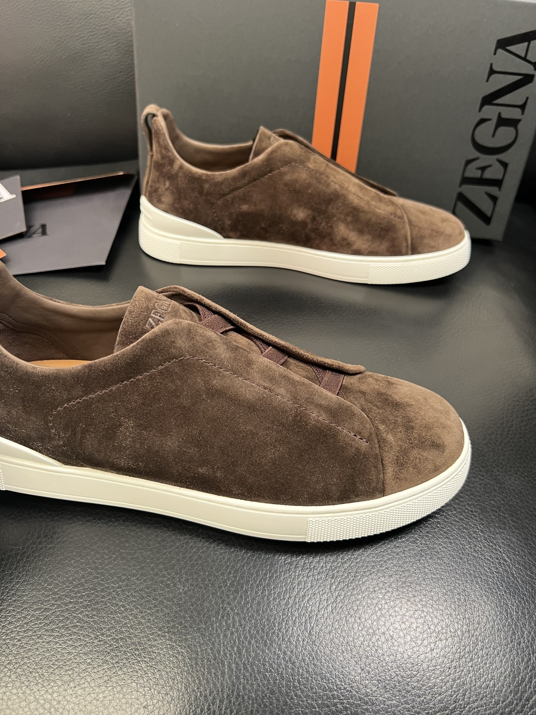 Zegna 高品质 顶级工艺品 杰尼亚 专柜新款原厂配置，意大利进口牛皮面料，进口牛里垫，透气舒适，鞋底