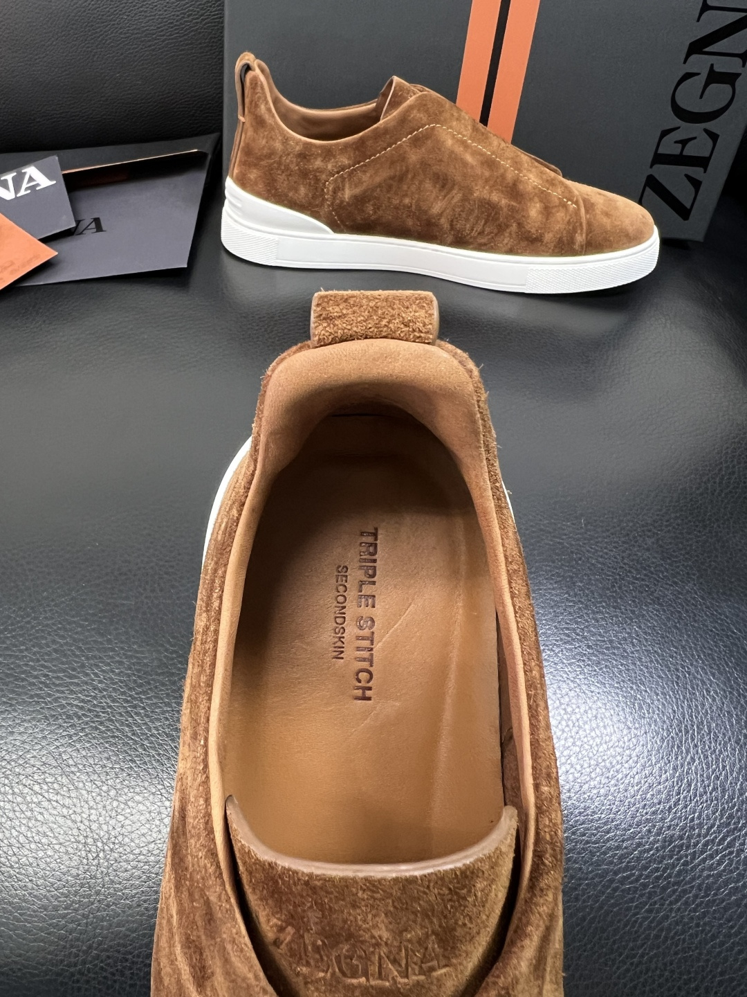 Zegna 高品质 顶级工艺品 杰尼亚 专柜新款原厂配置，意大利进口牛皮面料，进口牛里垫，透气舒适，鞋底