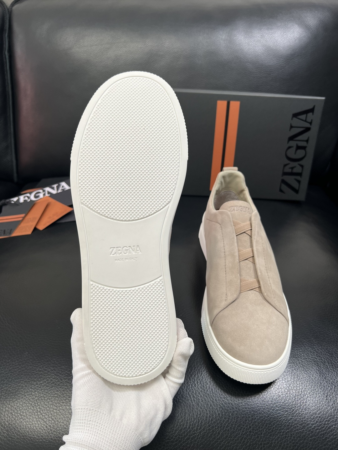 Zegna 高品质 顶级工艺品 杰尼亚 专柜新款原厂配置，意大利进口牛皮面料，进口牛里垫，透气舒适，鞋底