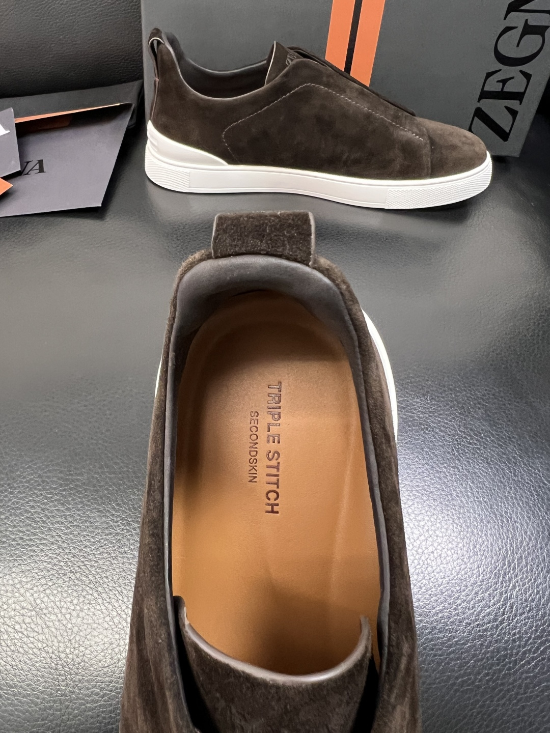 Zegna 高品质 顶级工艺品 杰尼亚 专柜新款原厂配置，意大利进口牛皮面料，进口牛里垫，透气舒适，鞋底