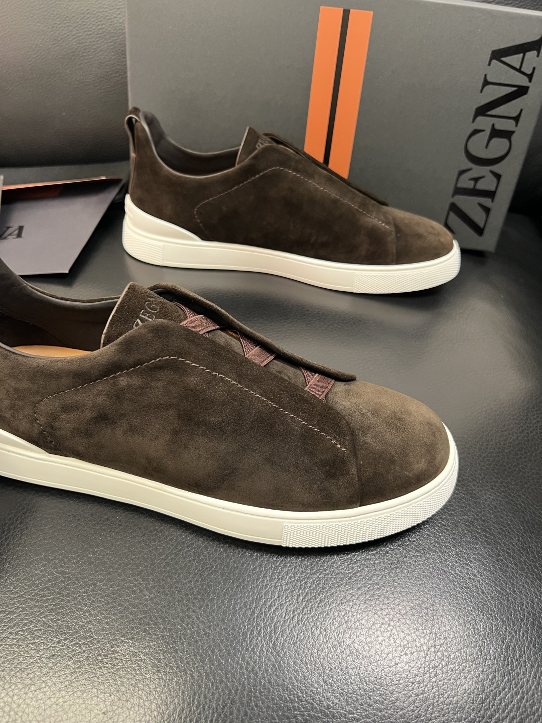 Zegna 高品质 顶级工艺品 杰尼亚 专柜新款原厂配置，意大利进口牛皮面料，进口牛里垫，透气舒适，鞋底