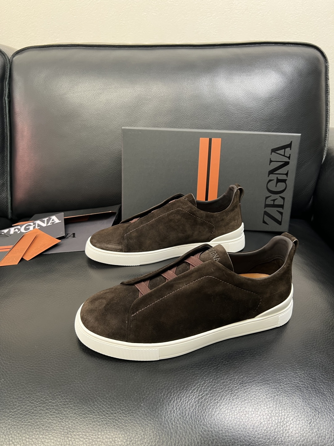 Zegna 高品质 顶级工艺品 杰尼亚 专柜新款原厂配置，意大利进口牛皮面料，进口牛里垫，透气舒适，鞋底