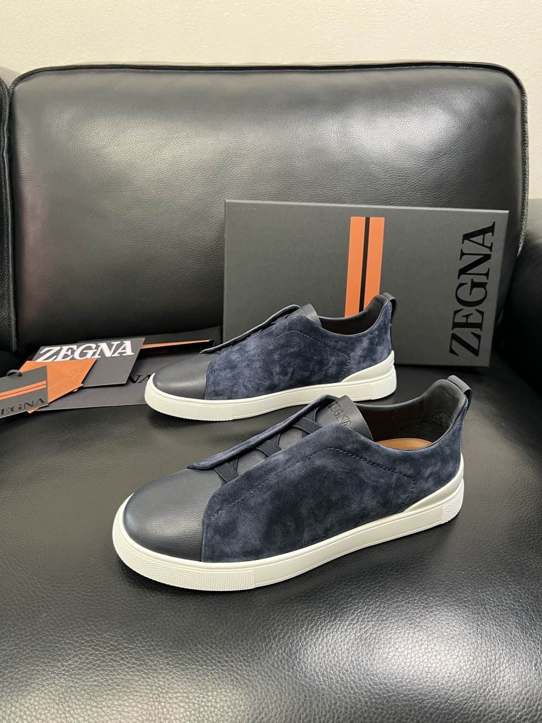 Zegna 高品质 顶级工艺品 杰尼亚 专柜新款原厂配置，意大利进口牛皮面料，进口牛里垫，透气舒适，鞋底