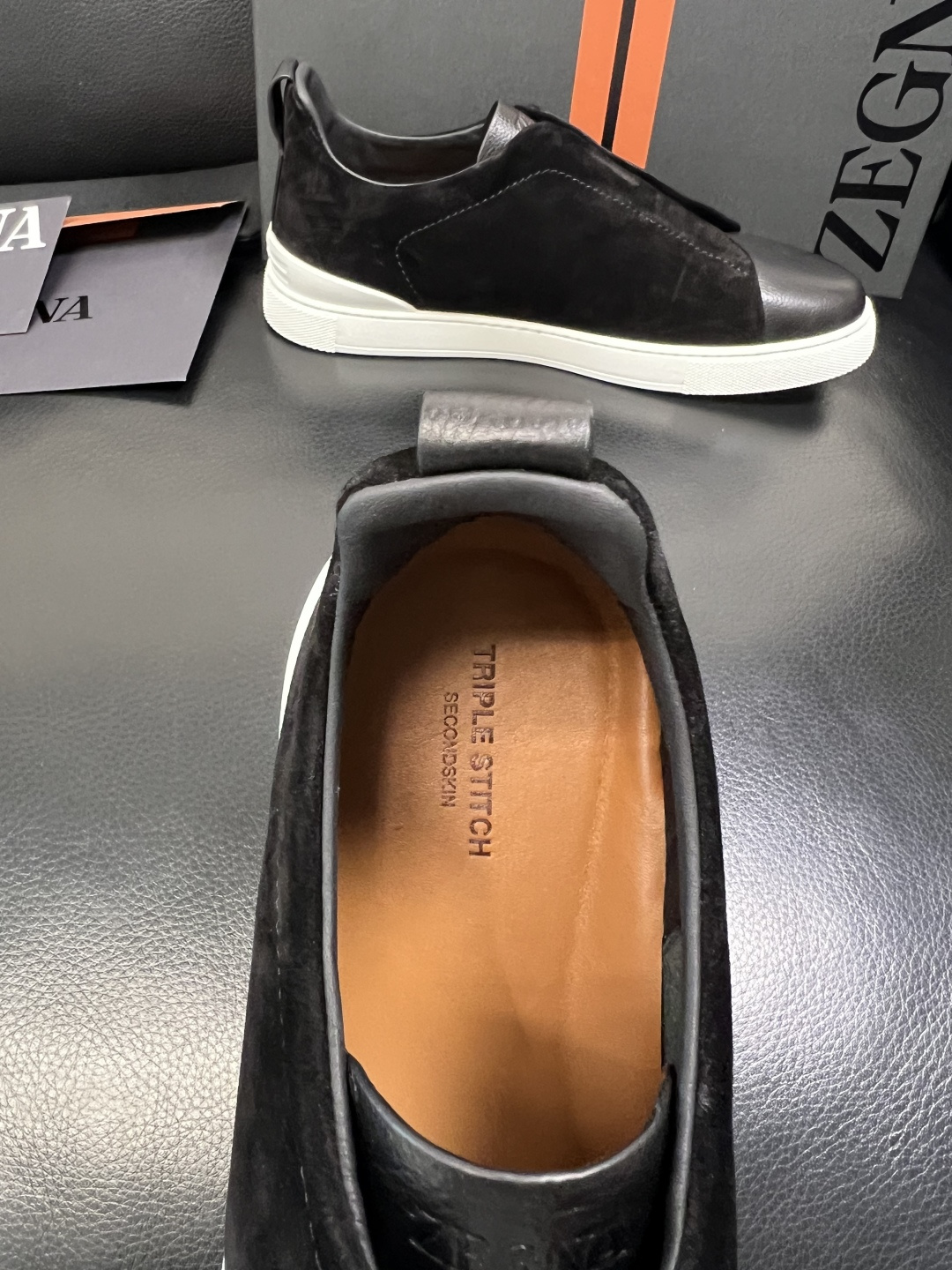 Zegna 高品质 顶级工艺品 杰尼亚 专柜新款原厂配置，意大利进口牛皮面料，进口牛里垫，透气舒适，鞋底