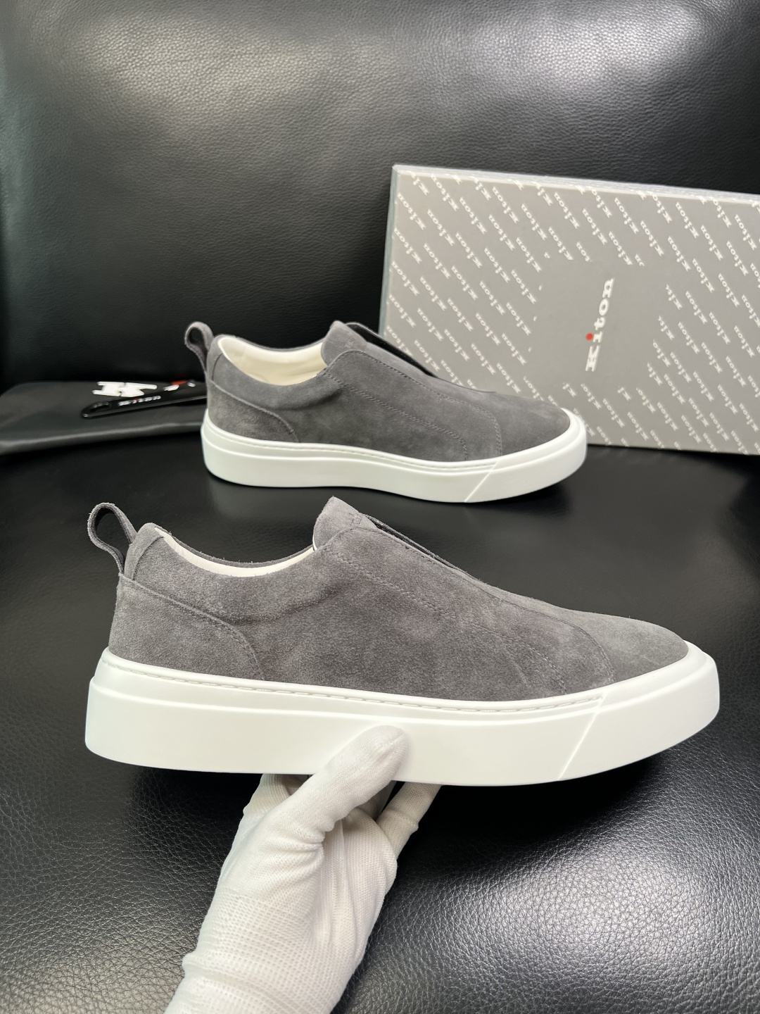 kiton 高品质 顶级工艺品 专柜新品同步，鞋面意大利进口牛皮面料，进口水染牛皮内里垫，鞋底：原厂特供