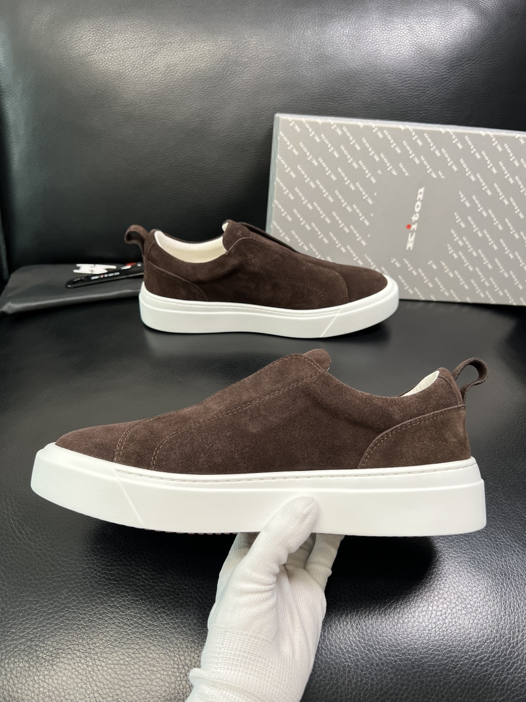 kiton 高品质 顶级工艺品 专柜新品同步，鞋面意大利进口牛皮面料，进口水染牛皮内里垫，鞋底：原厂特供