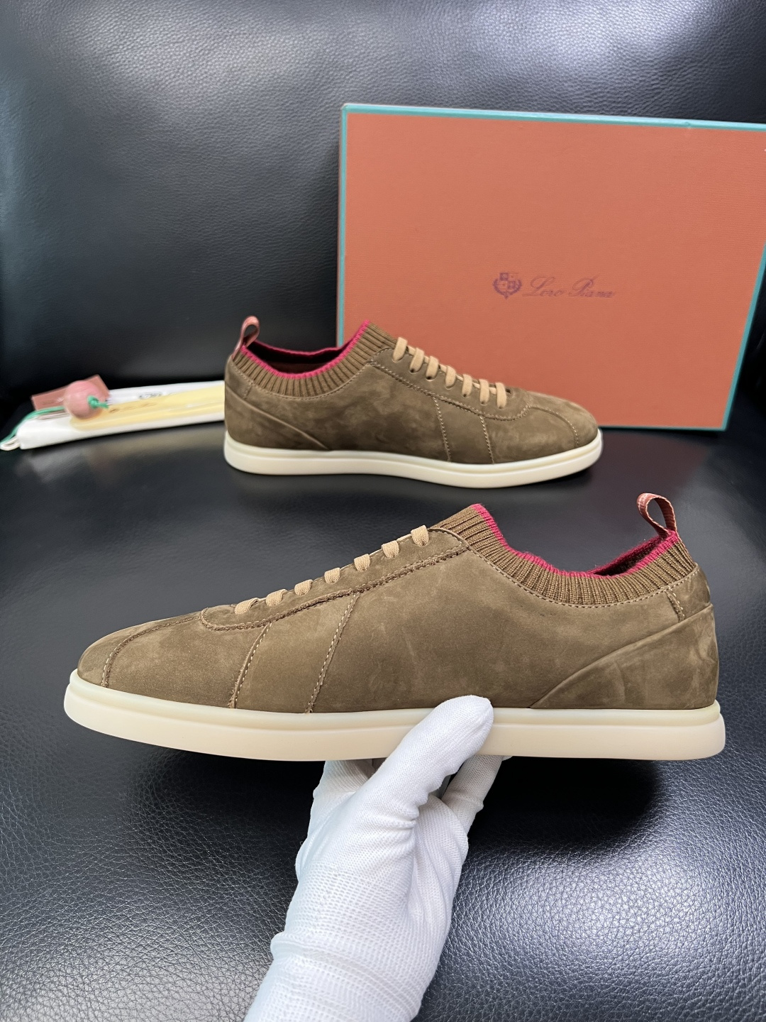 Loro Piana 高品质 顶级工艺品 诺悠翩雅 新品专柜同步原厂配置，鞋面意大利进口牛皮面料，高品质