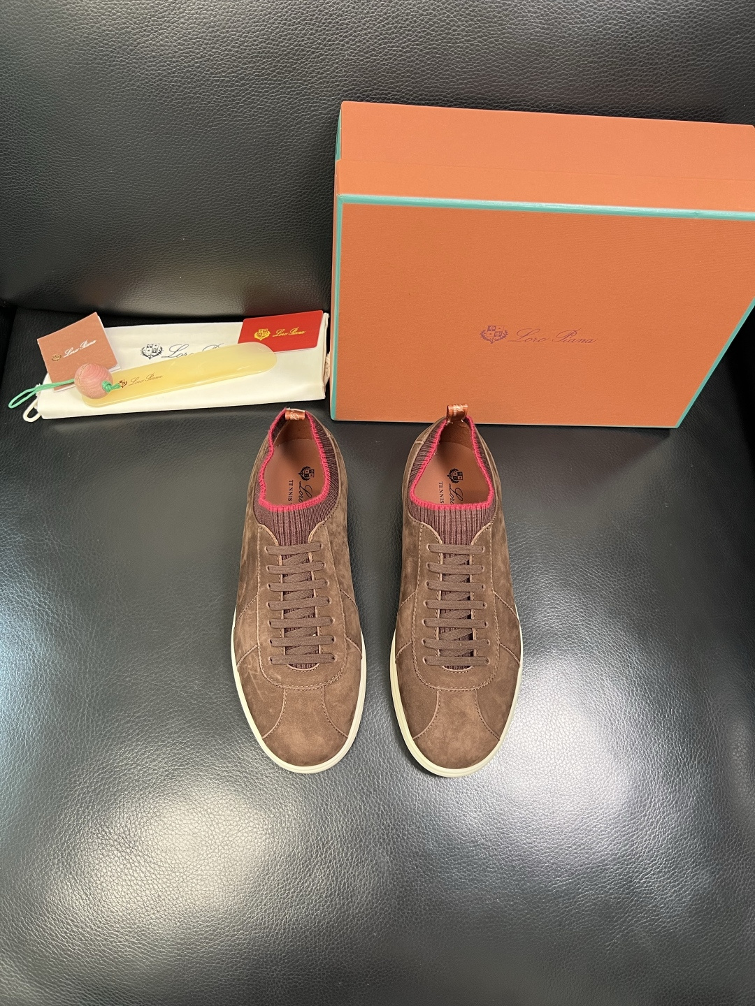 Loro Piana 高品质 顶级工艺品 诺悠翩雅 新品专柜同步原厂配置，鞋面意大利进口牛皮面料，高品质