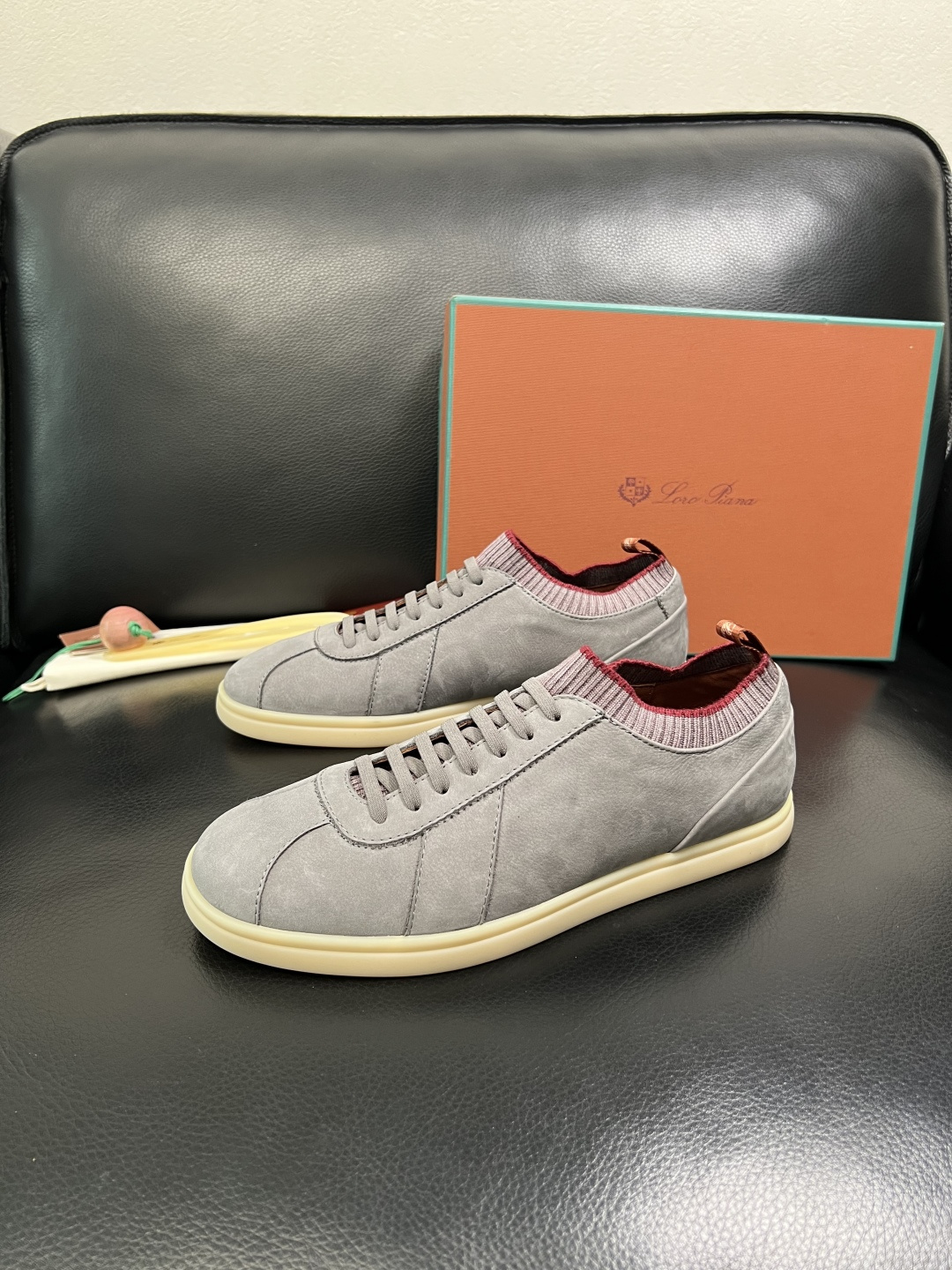 Loro Piana 高品质 顶级工艺品 诺悠翩雅 新品专柜同步原厂配置，鞋面意大利进口牛皮面料，高品质