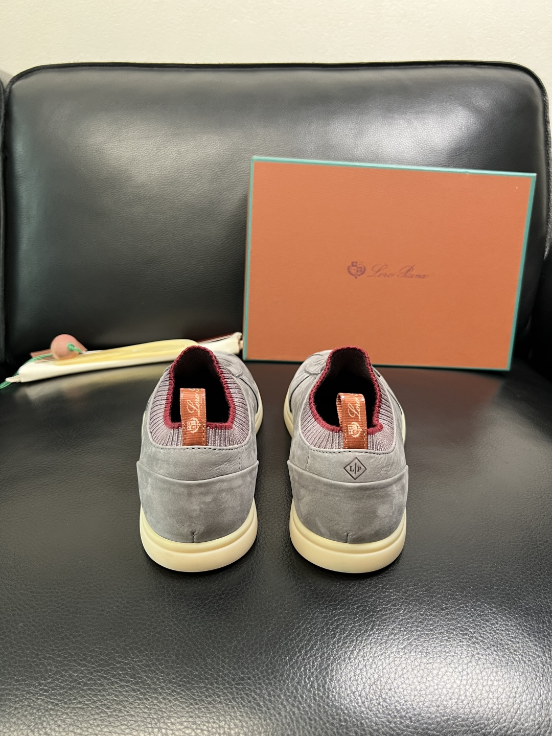 Loro Piana 高品质 顶级工艺品 诺悠翩雅 新品专柜同步原厂配置，鞋面意大利进口牛皮面料，高品质