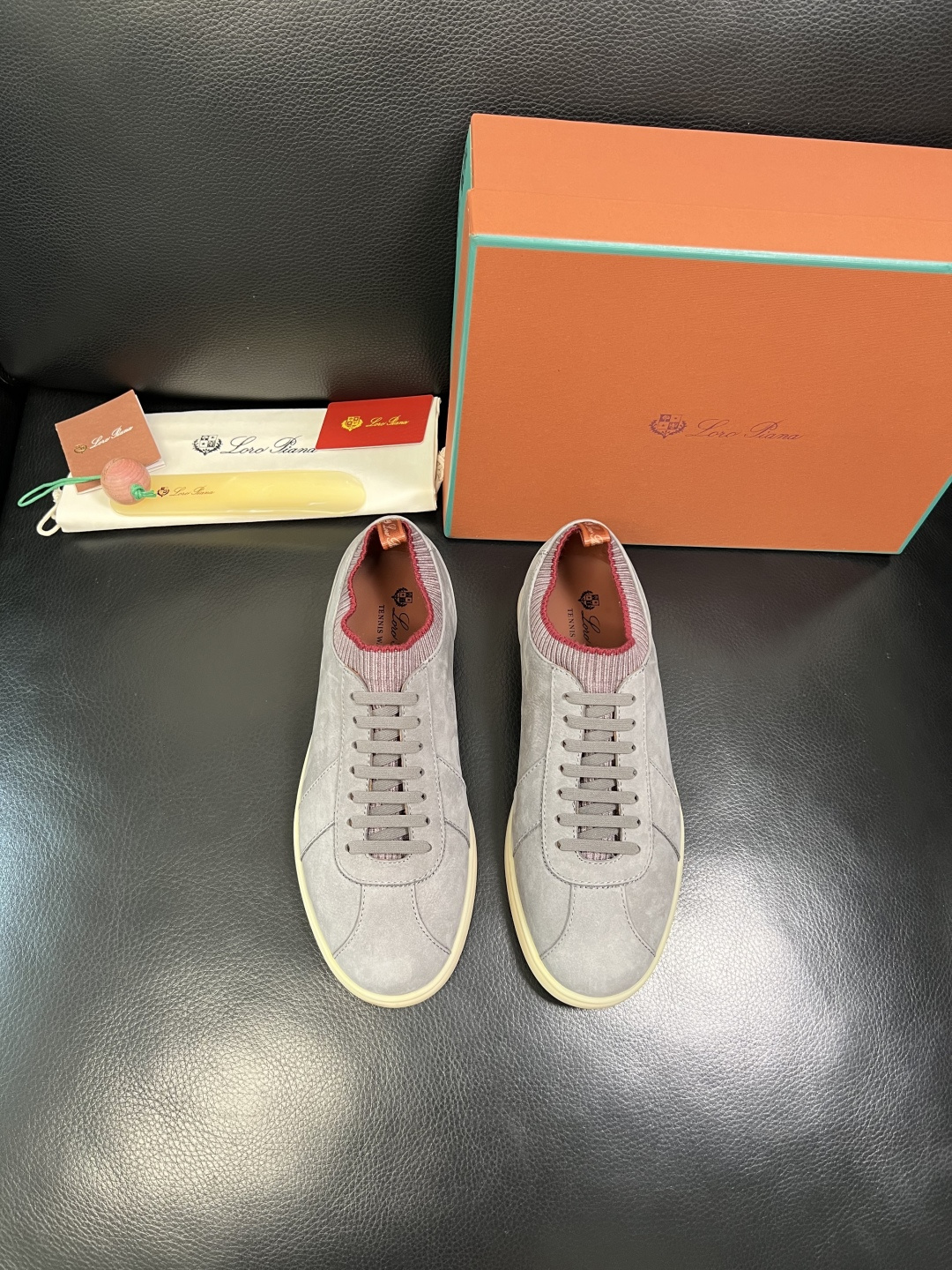 Loro Piana 高品质 顶级工艺品 诺悠翩雅 新品专柜同步原厂配置，鞋面意大利进口牛皮面料，高品质