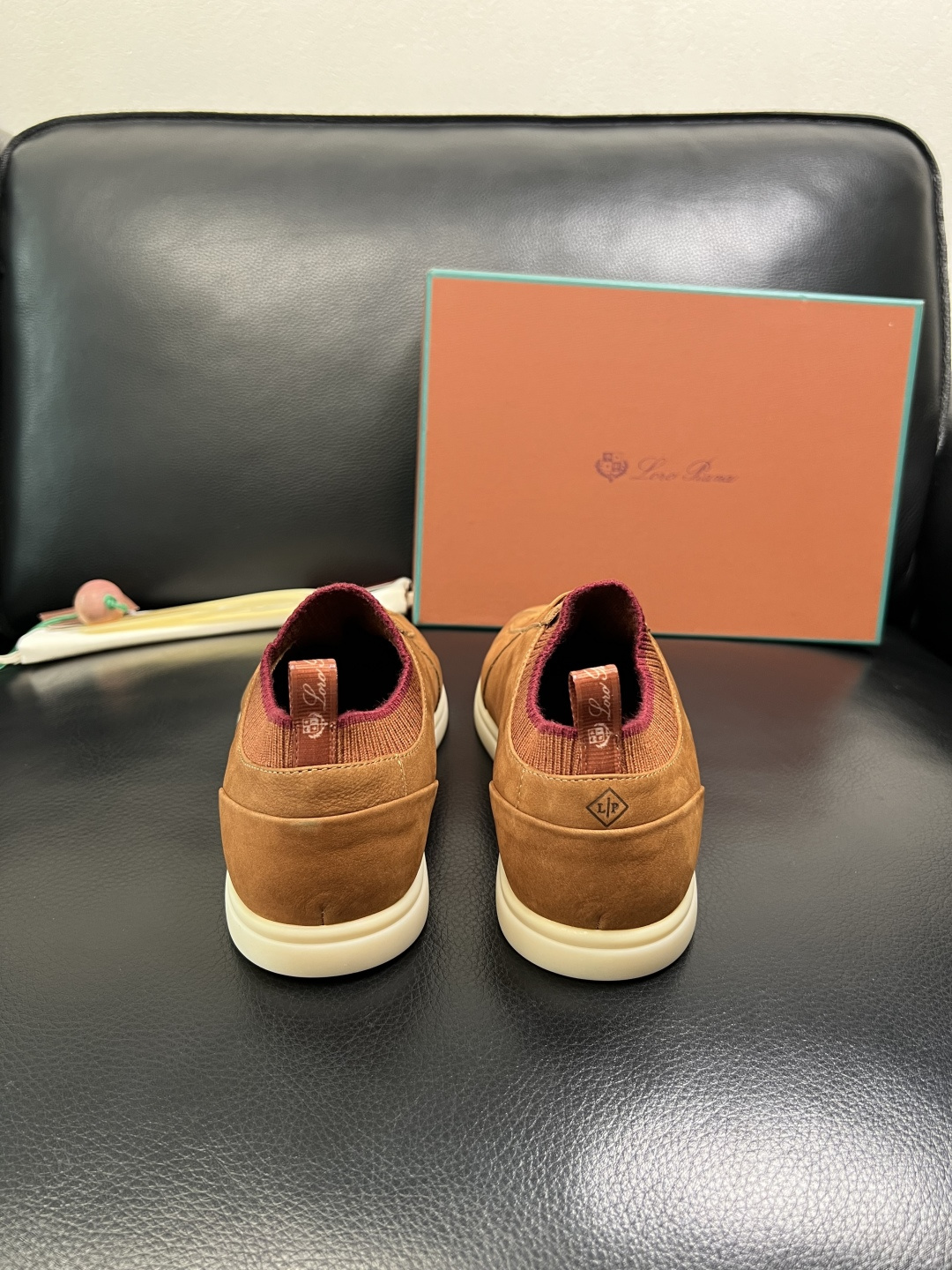 Loro Piana 高品质 顶级工艺品 诺悠翩雅 新品专柜同步原厂配置，鞋面意大利进口牛皮面料，高品质