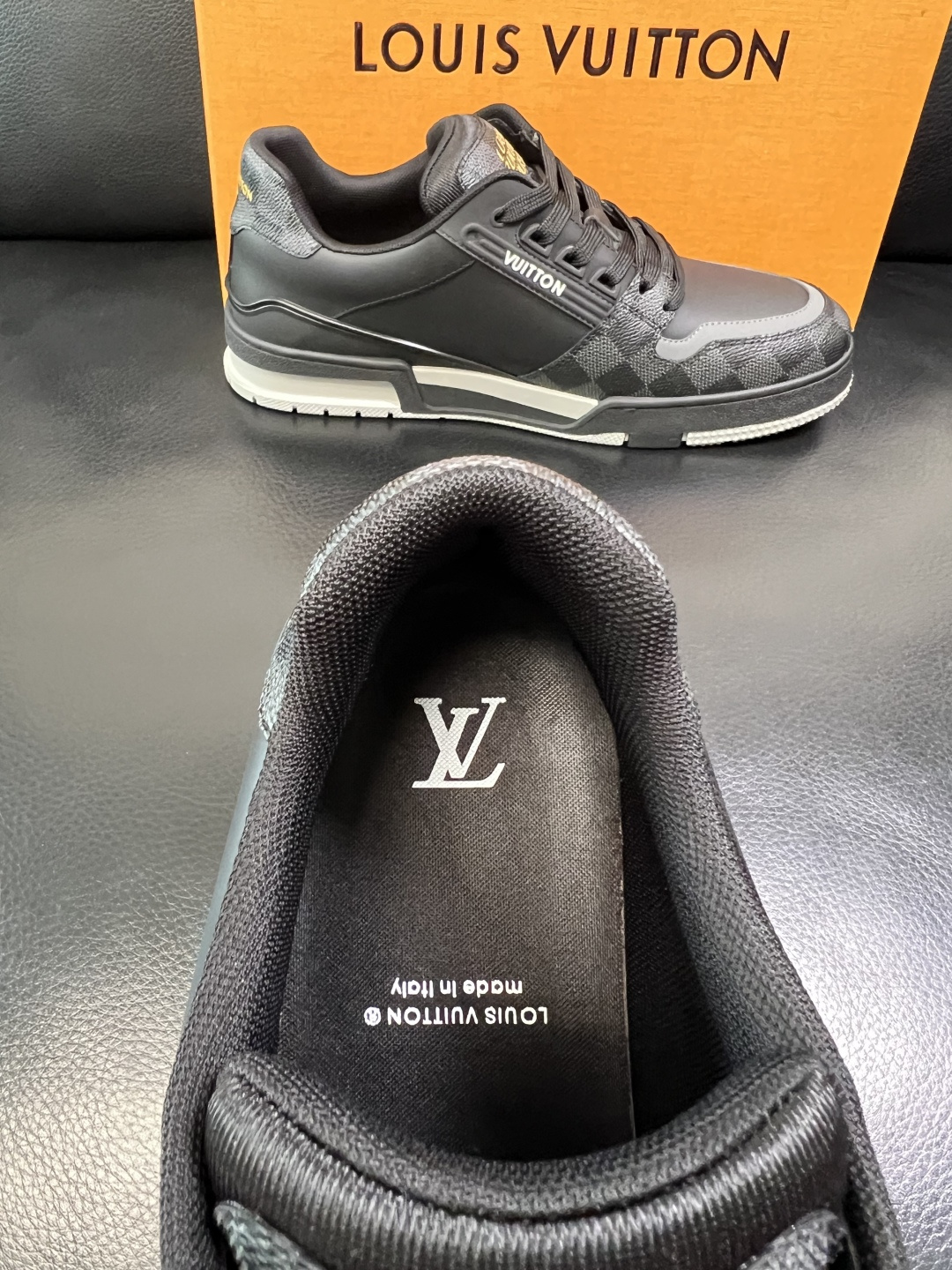 Lv 高品质 顶级工艺品 路易威登，专柜同步原厂配置，鞋面意大利进口牛皮拼布面料，进口水染牛皮垫网里柔软