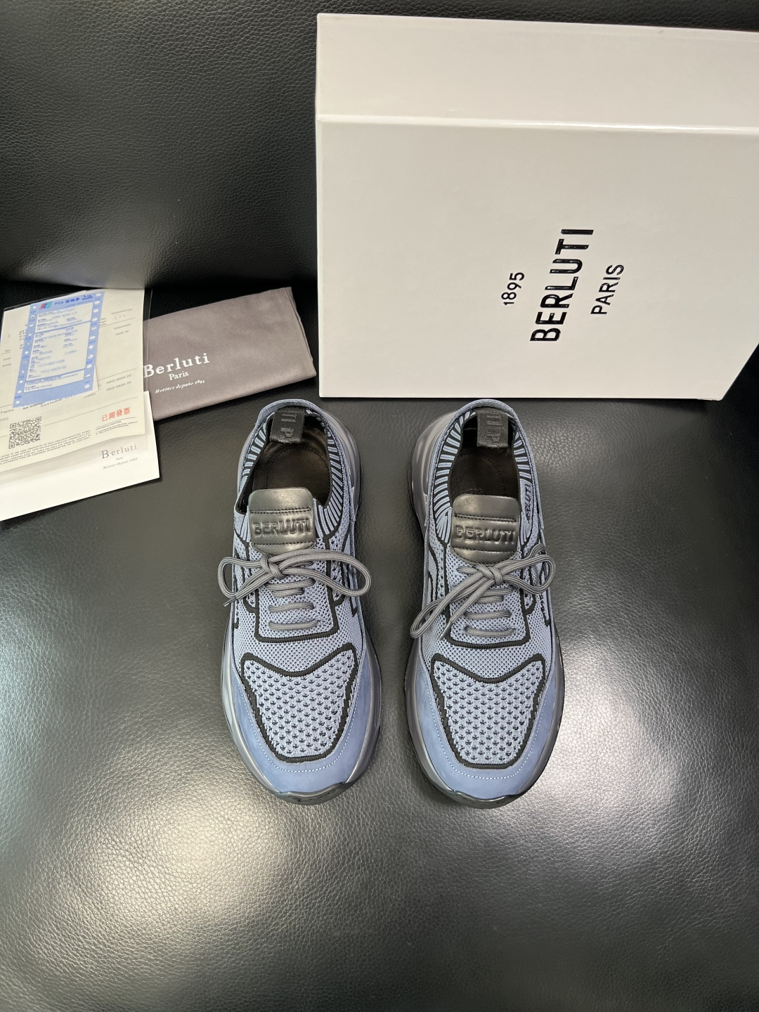 Berluti 顶级代购 布鲁提 专柜同步发售原厂配置，意大利进口飞织面料，全进口水染牛皮里垫，鞋底：原