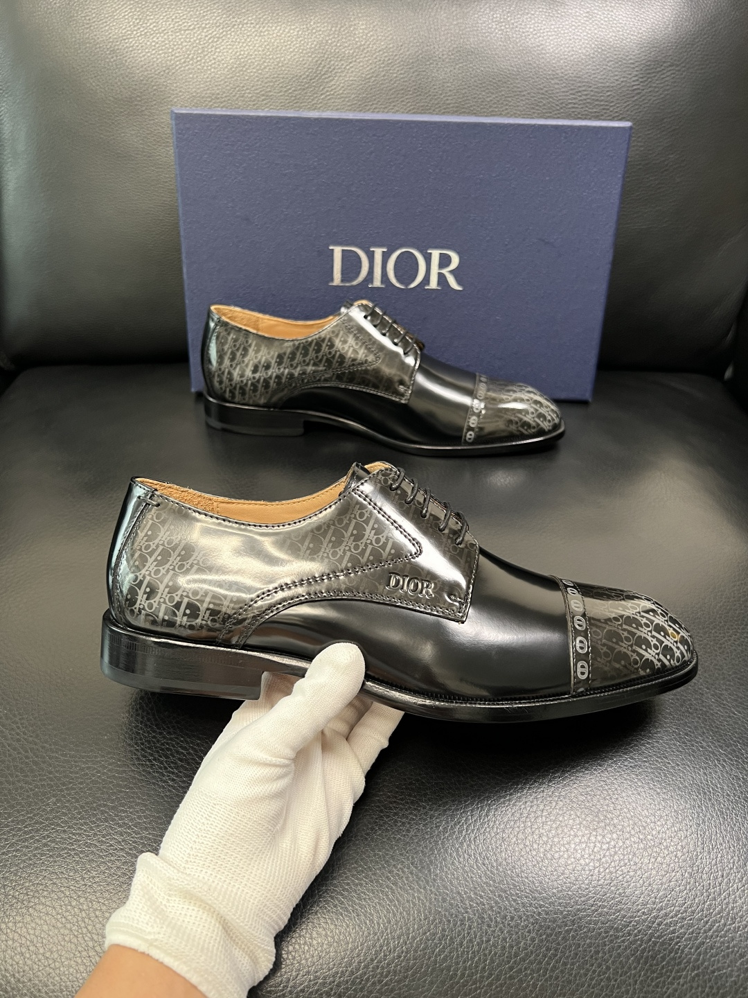 Dior 高品质 顶级工艺品 迪奥 皮鞋系列专柜同步原厂配置，意大利进口牛皮，全进口水染牛皮里垫，鞋底：