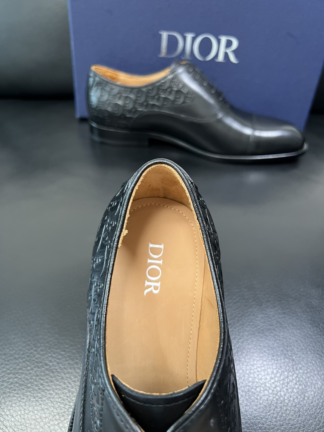 Dior 高品质 顶级工艺品 迪奥 皮鞋系列专柜同步原厂配置，意大利进口牛皮，全进口水染牛皮里垫，鞋底：