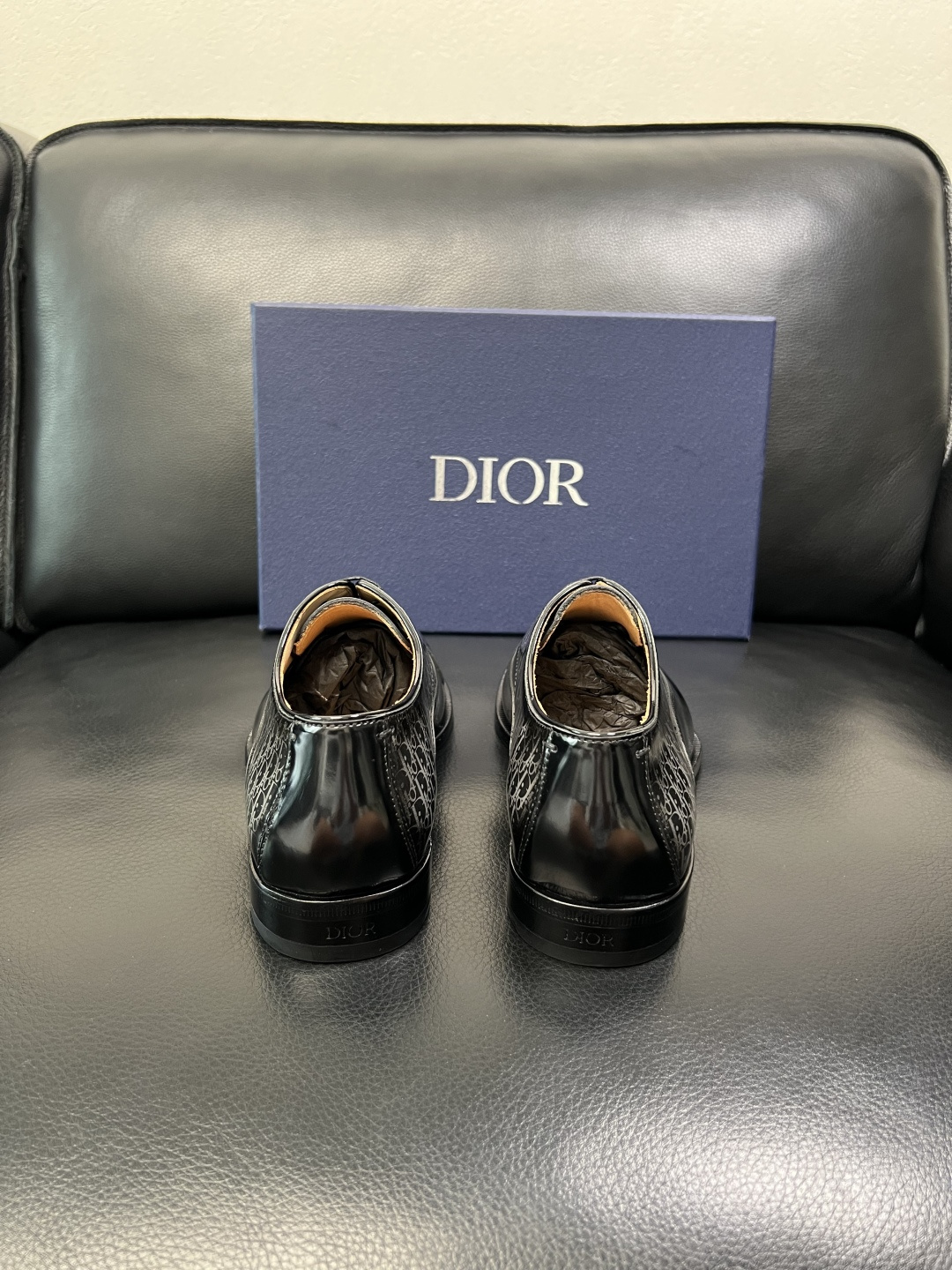 Dior 高品质 顶级工艺品 迪奥 皮鞋系列专柜同步原厂配置，意大利进口牛皮，全进口水染牛皮里垫，鞋底：