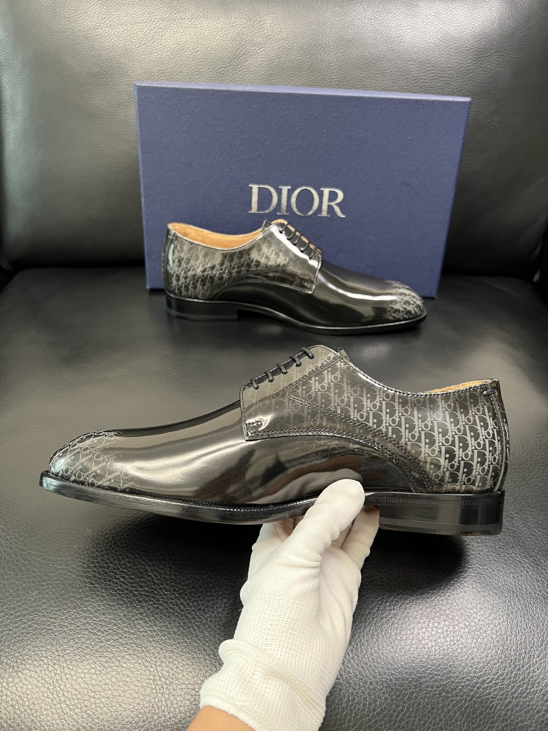 Dior 高品质 顶级工艺品 迪奥 皮鞋系列专柜同步原厂配置，意大利进口牛皮，全进口水染牛皮里垫，鞋底：