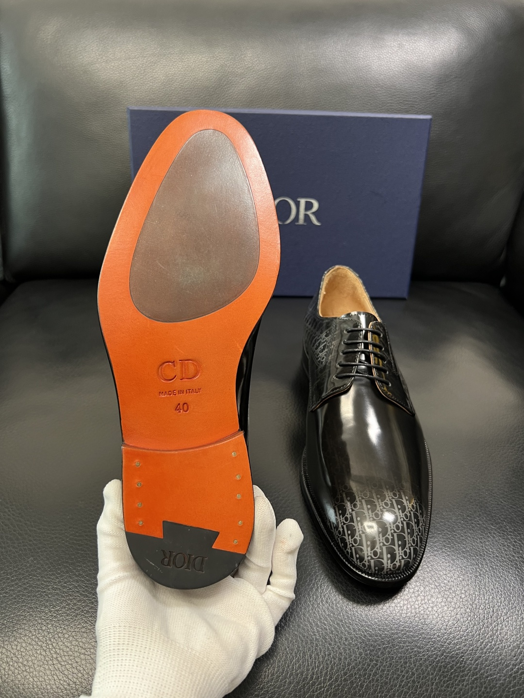 Dior 高品质 顶级工艺品 迪奥 皮鞋系列专柜同步原厂配置，意大利进口牛皮，全进口水染牛皮里垫，鞋底：