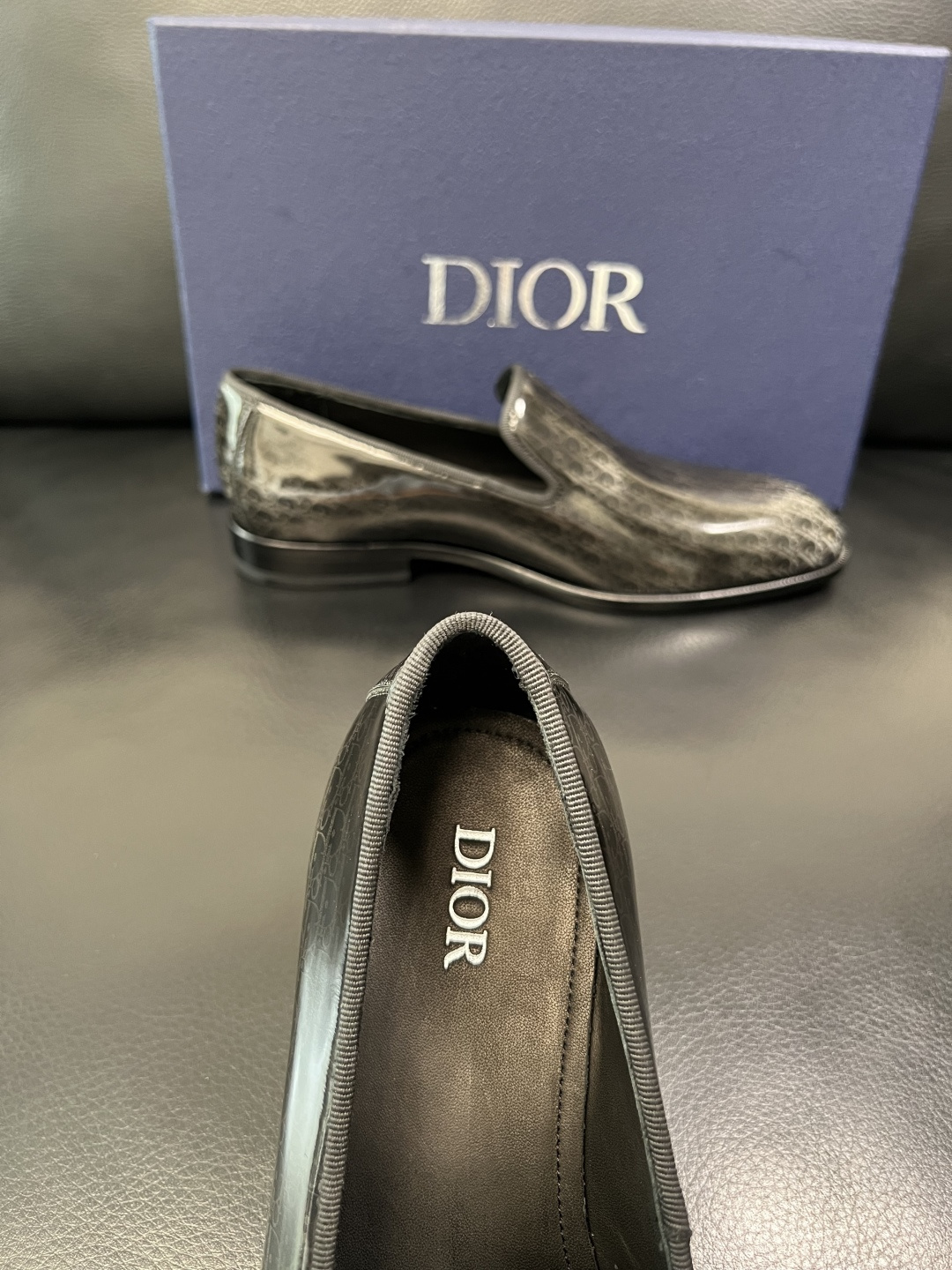 Dior 高品质 顶级工艺品 迪奥 皮鞋系列专柜同步原厂配置，意大利进口牛皮，全进口水染牛皮里垫，鞋底：