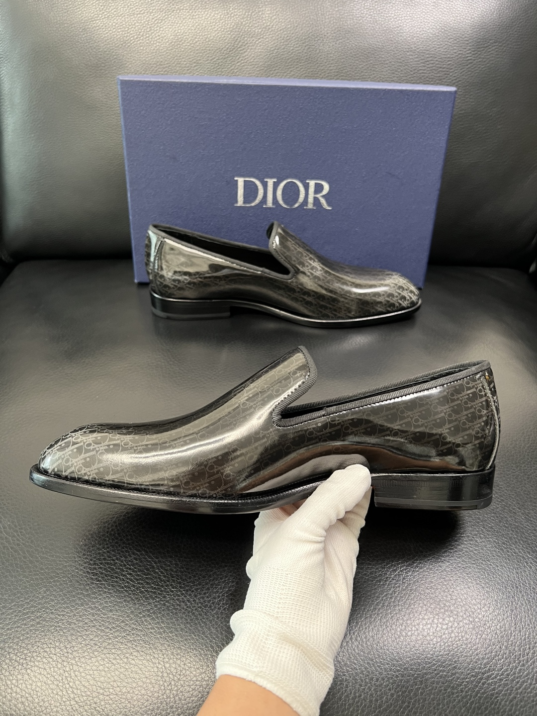 Dior 高品质 顶级工艺品 迪奥 皮鞋系列专柜同步原厂配置，意大利进口牛皮，全进口水染牛皮里垫，鞋底：