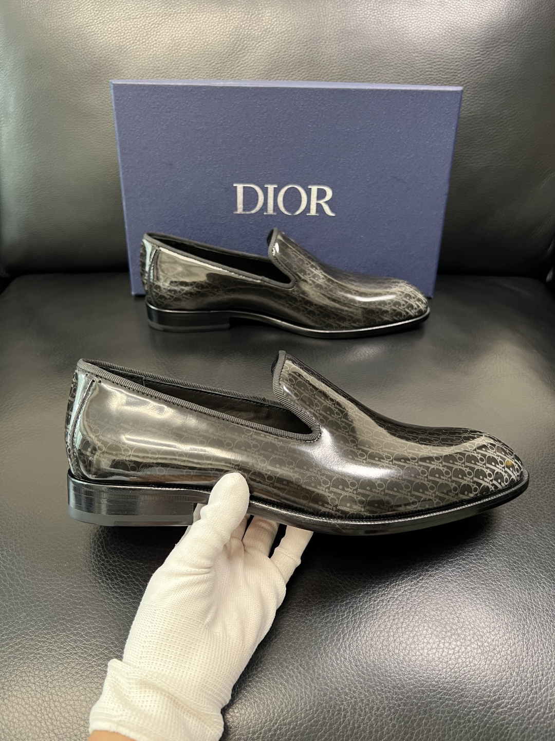 Dior 高品质 顶级工艺品 迪奥 皮鞋系列专柜同步原厂配置，意大利进口牛皮，全进口水染牛皮里垫，鞋底：