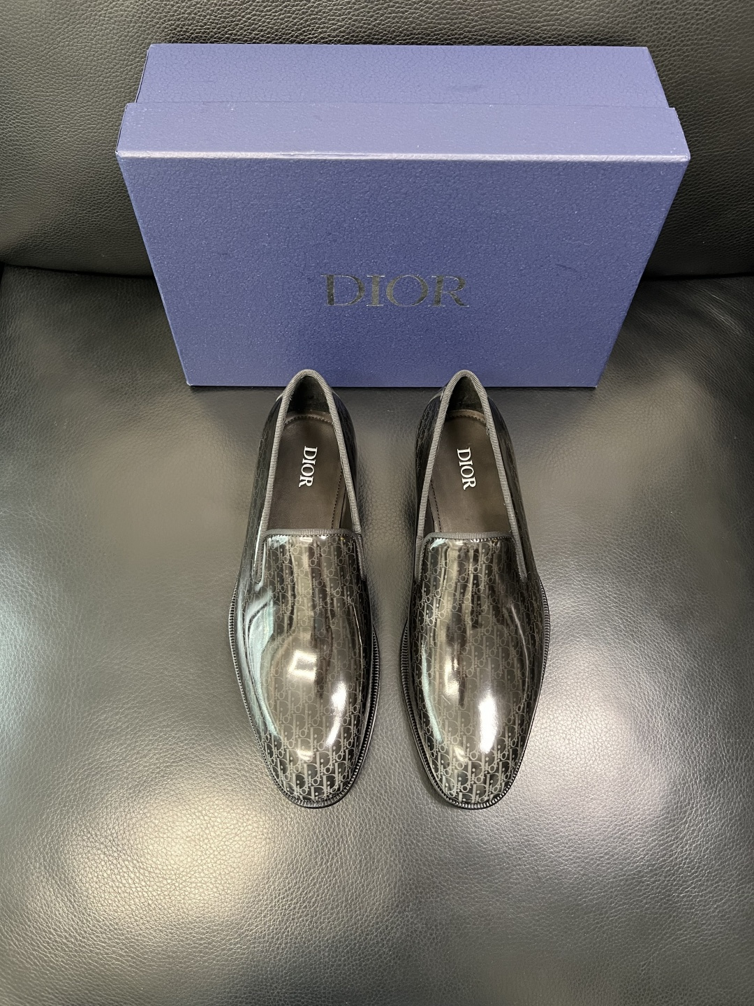 Dior 高品质 顶级工艺品 迪奥 皮鞋系列专柜同步原厂配置，意大利进口牛皮，全进口水染牛皮里垫，鞋底：