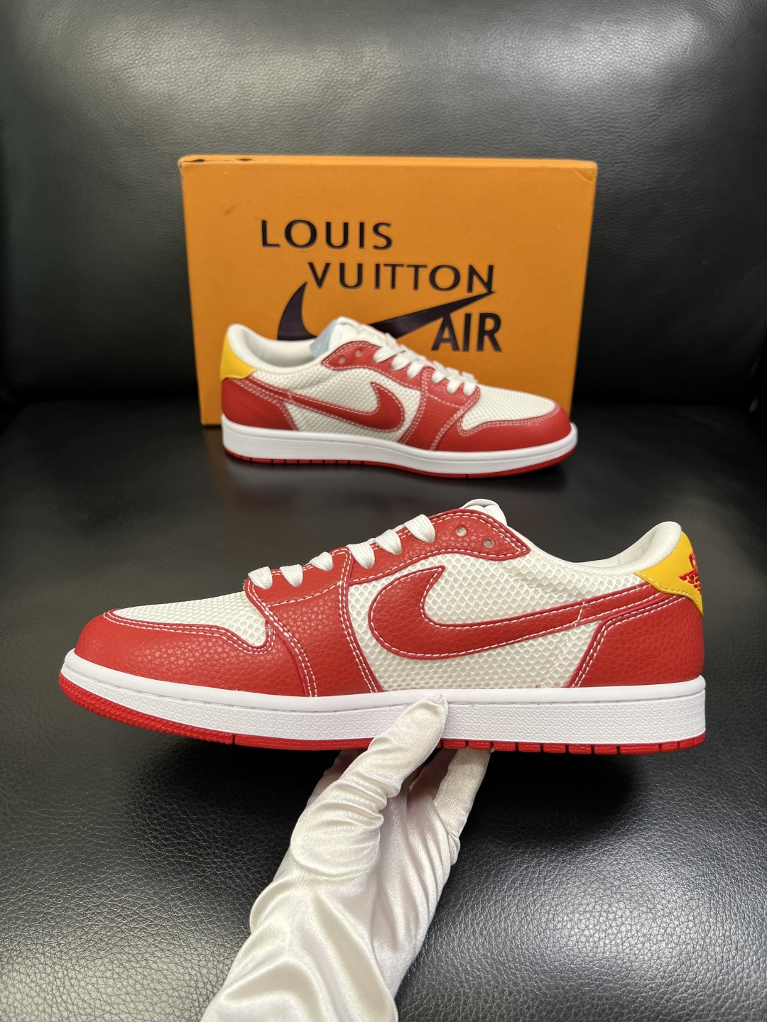 Lv联名nike 高品质 顶级工艺品 路易威登联名，专柜同步，鞋面意大利进口，高品质拼接缤纷色彩复杂工艺